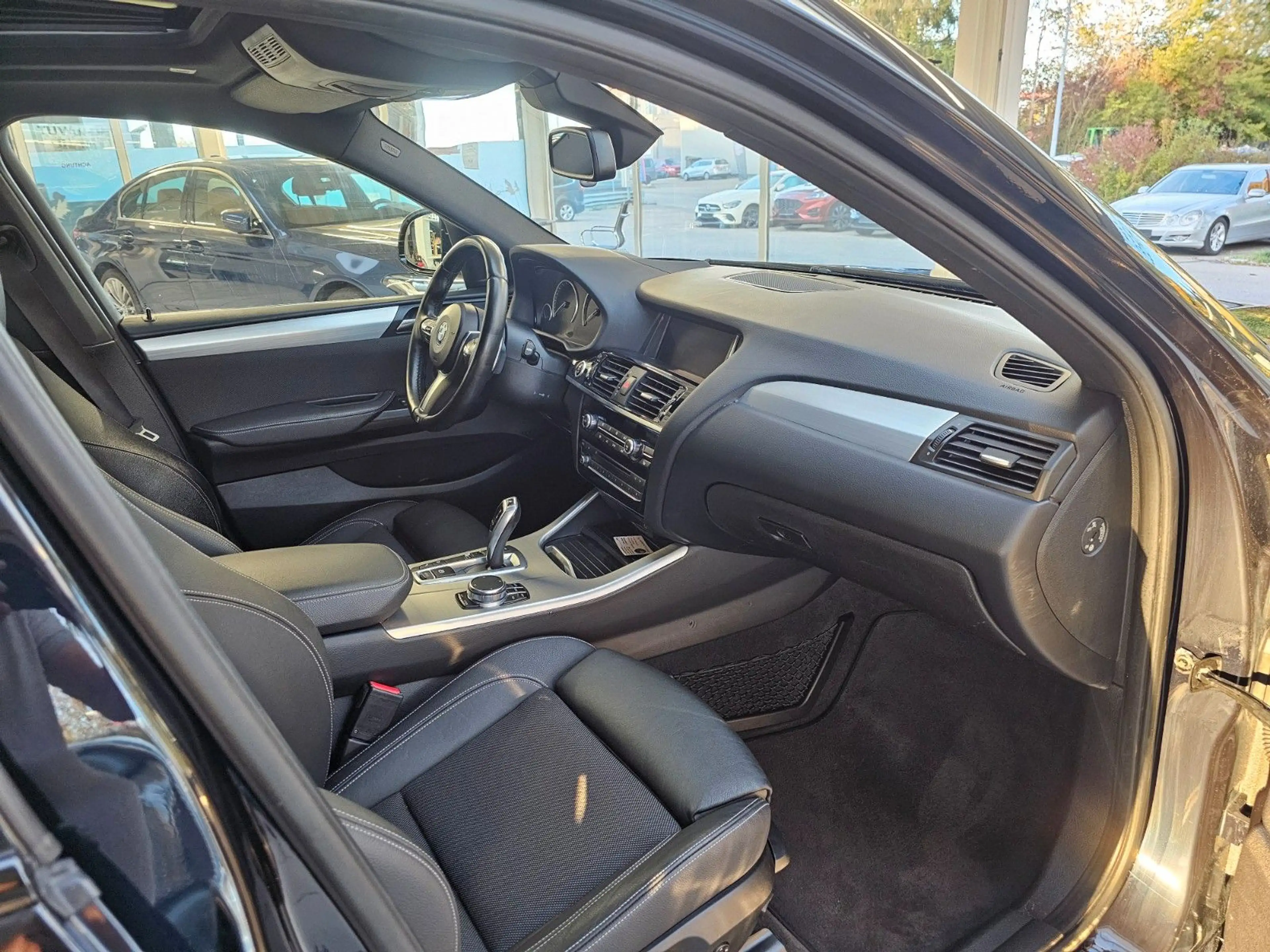 BMW X4 xDrive 20 d M Sport — photo 18