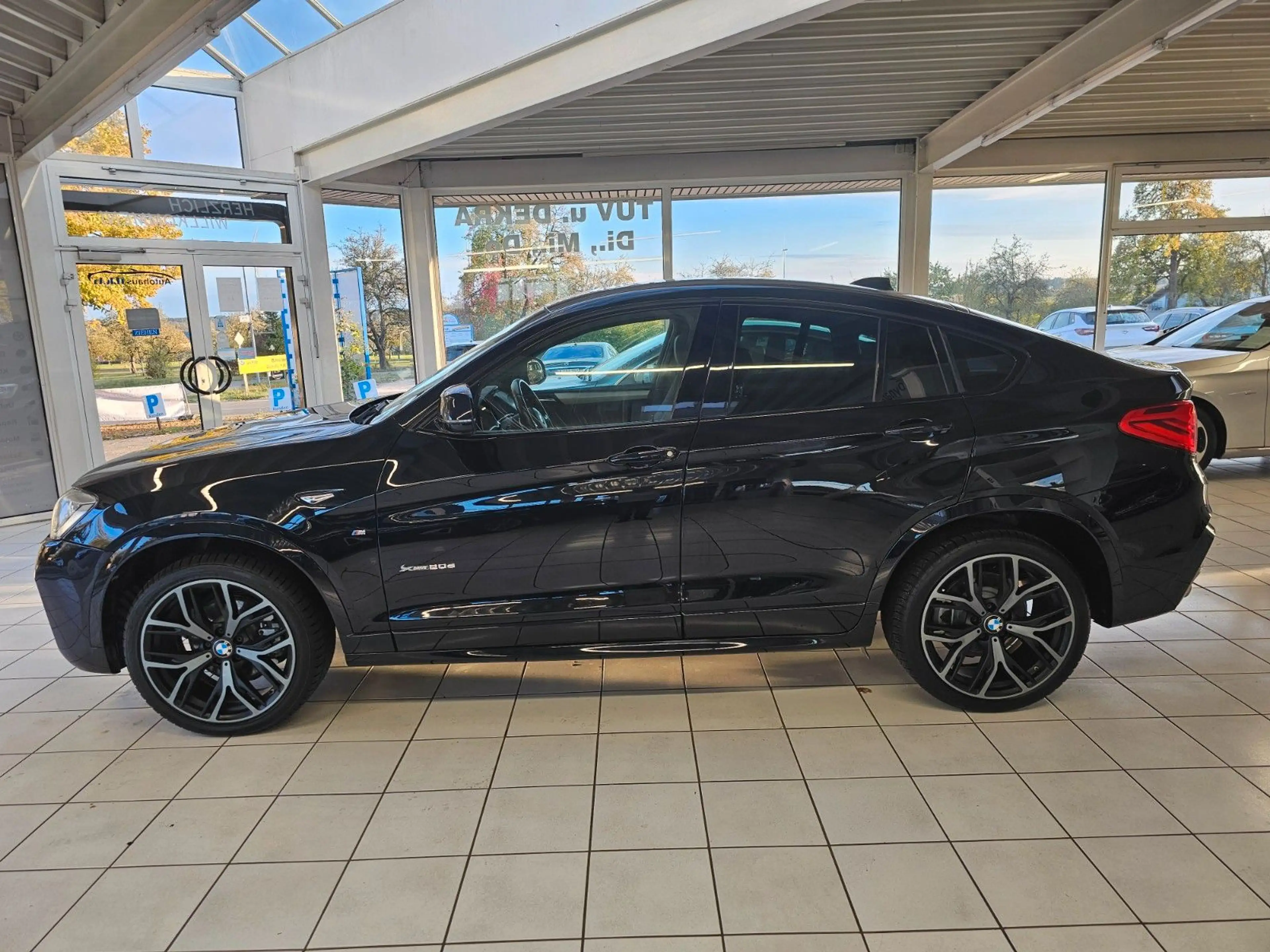 BMW X4 xDrive 20 d M Sport — photo 4
