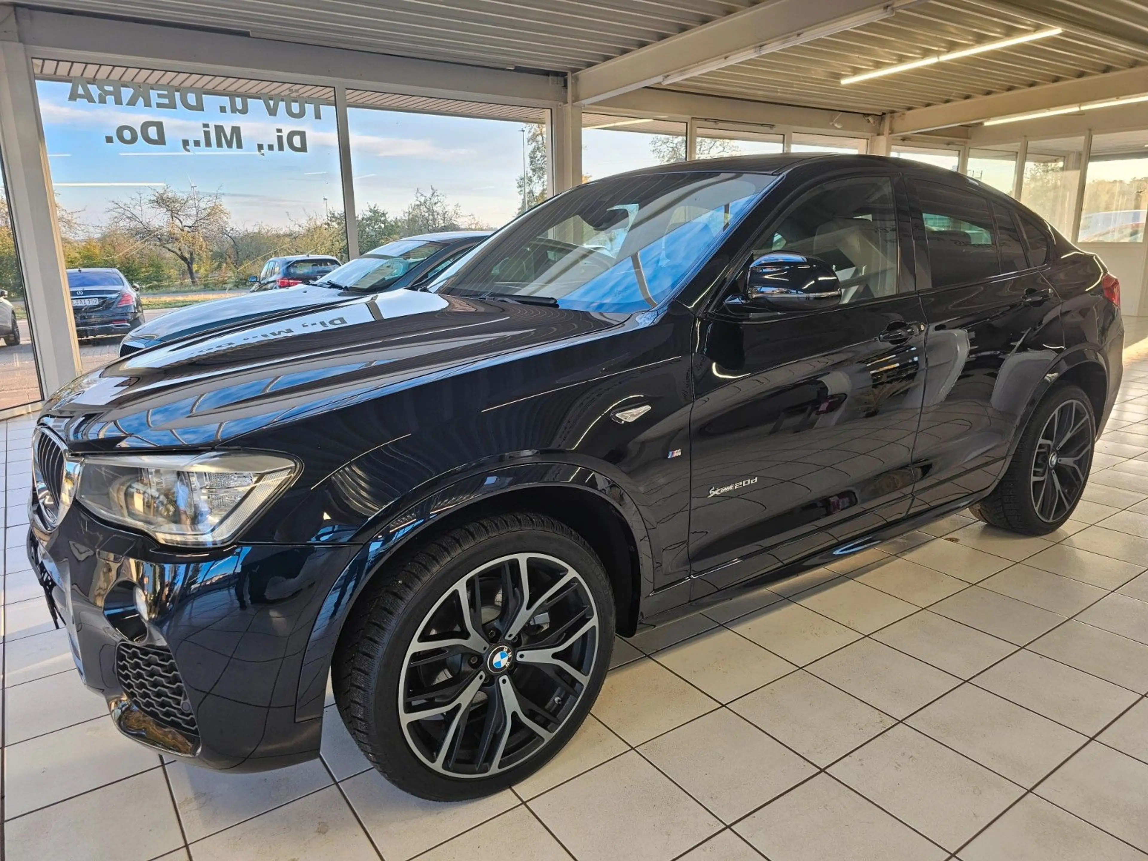 BMW X4 xDrive 20 d M Sport — photo 3