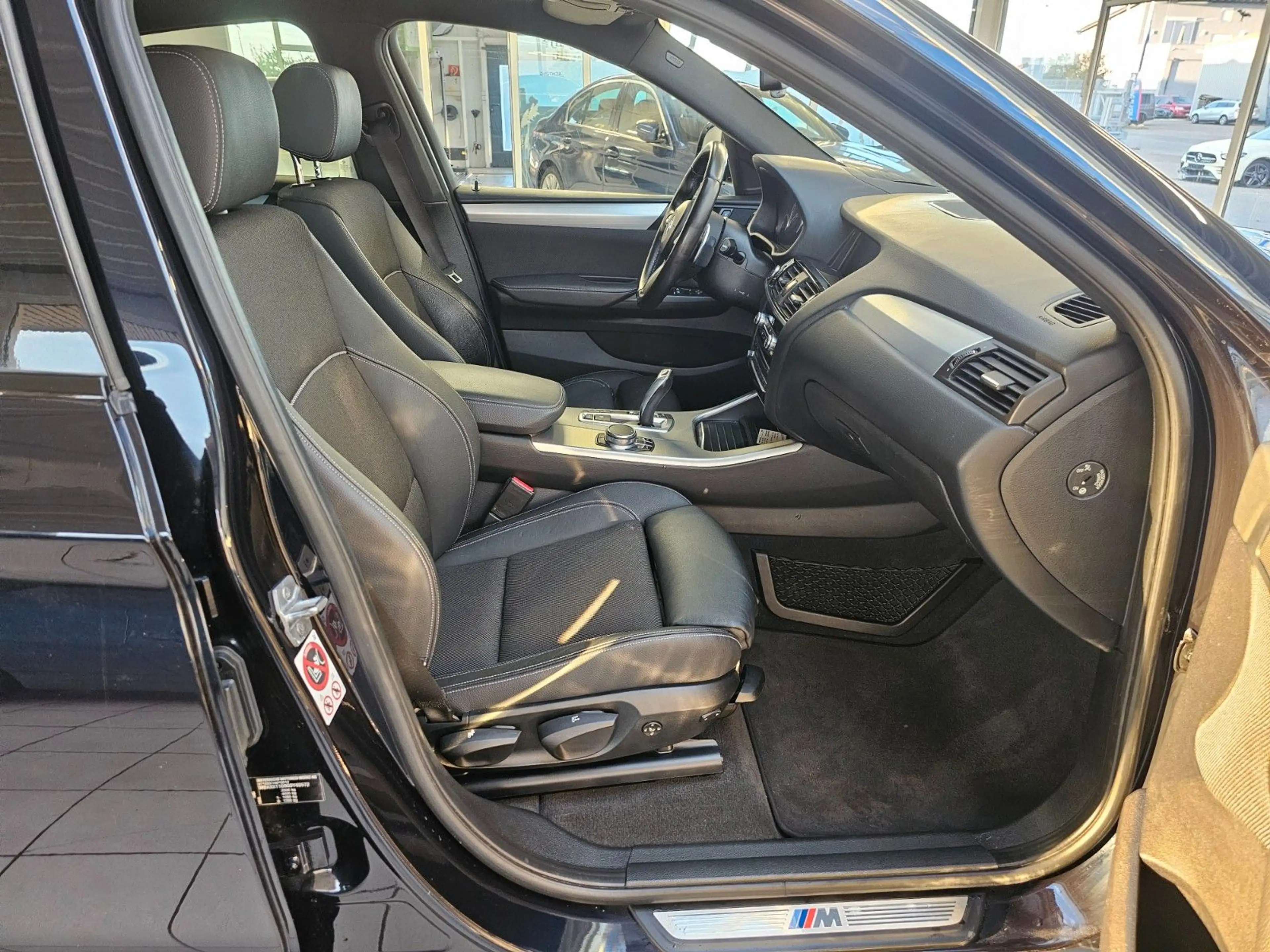BMW X4 xDrive 20 d M Sport — photo 19