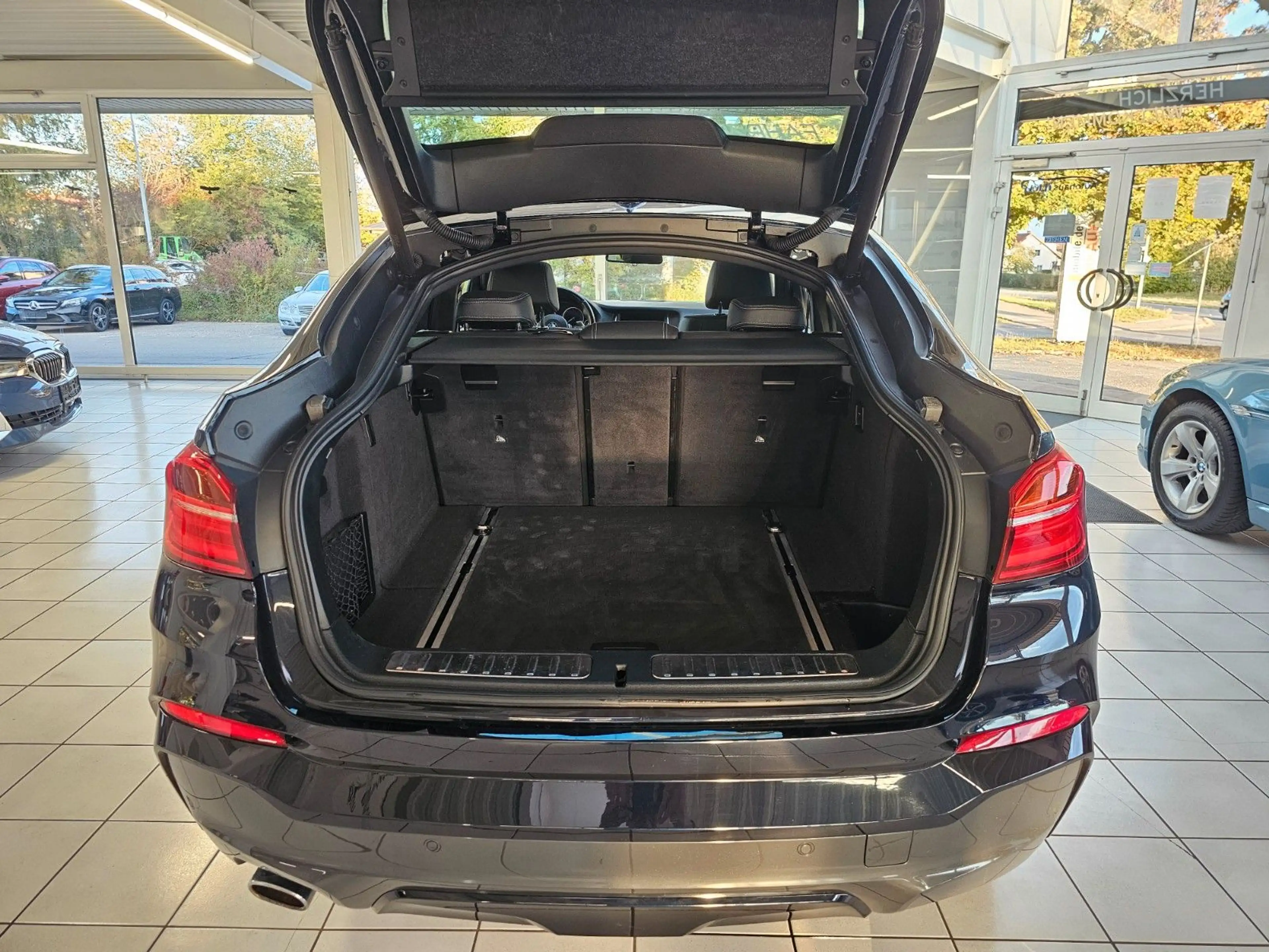 BMW X4 xDrive 20 d M Sport — photo 10