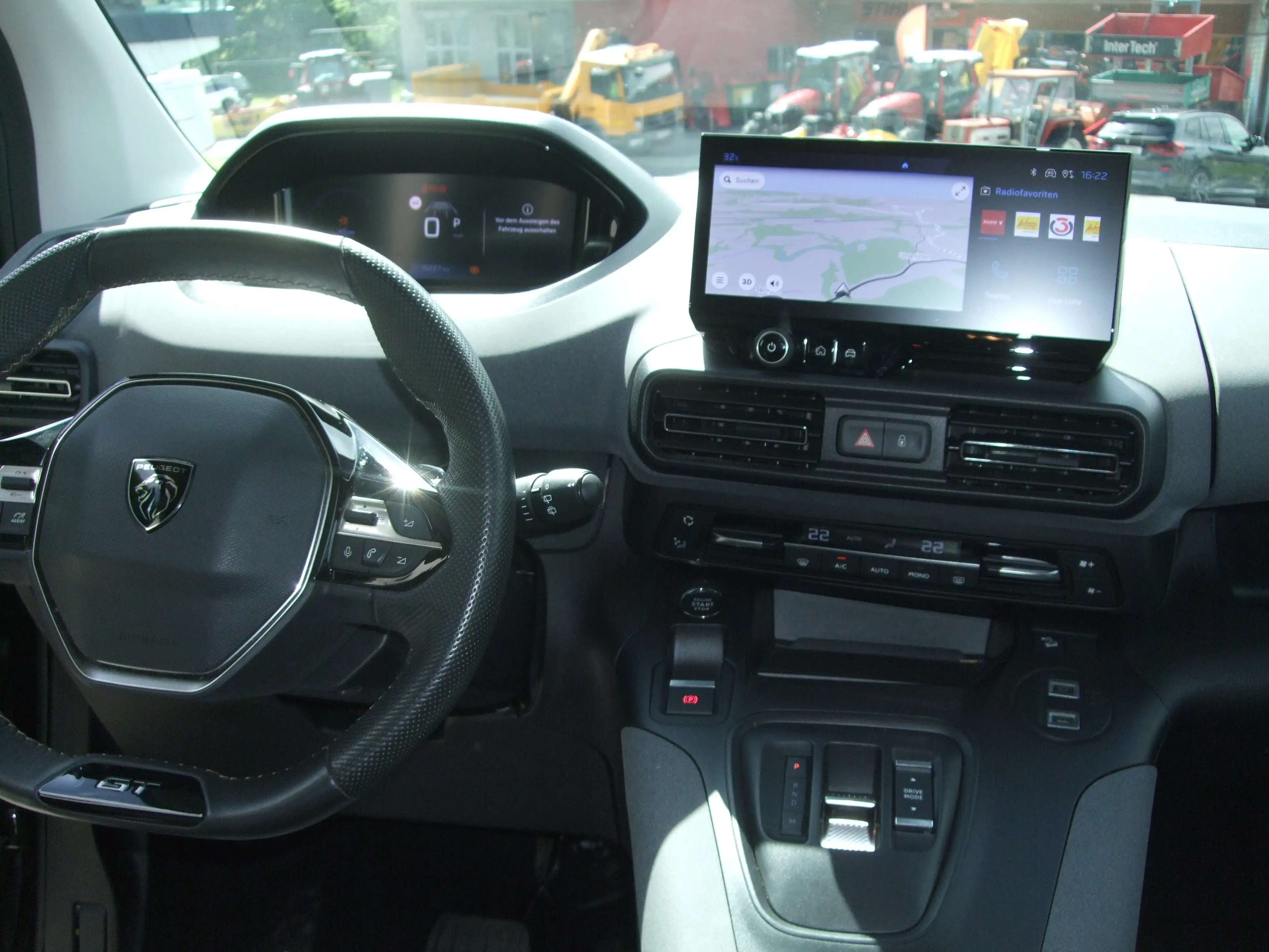 Peugeot Rifter GT Lang BHDi 130 EAT8 / 7 Sitze — photo 12