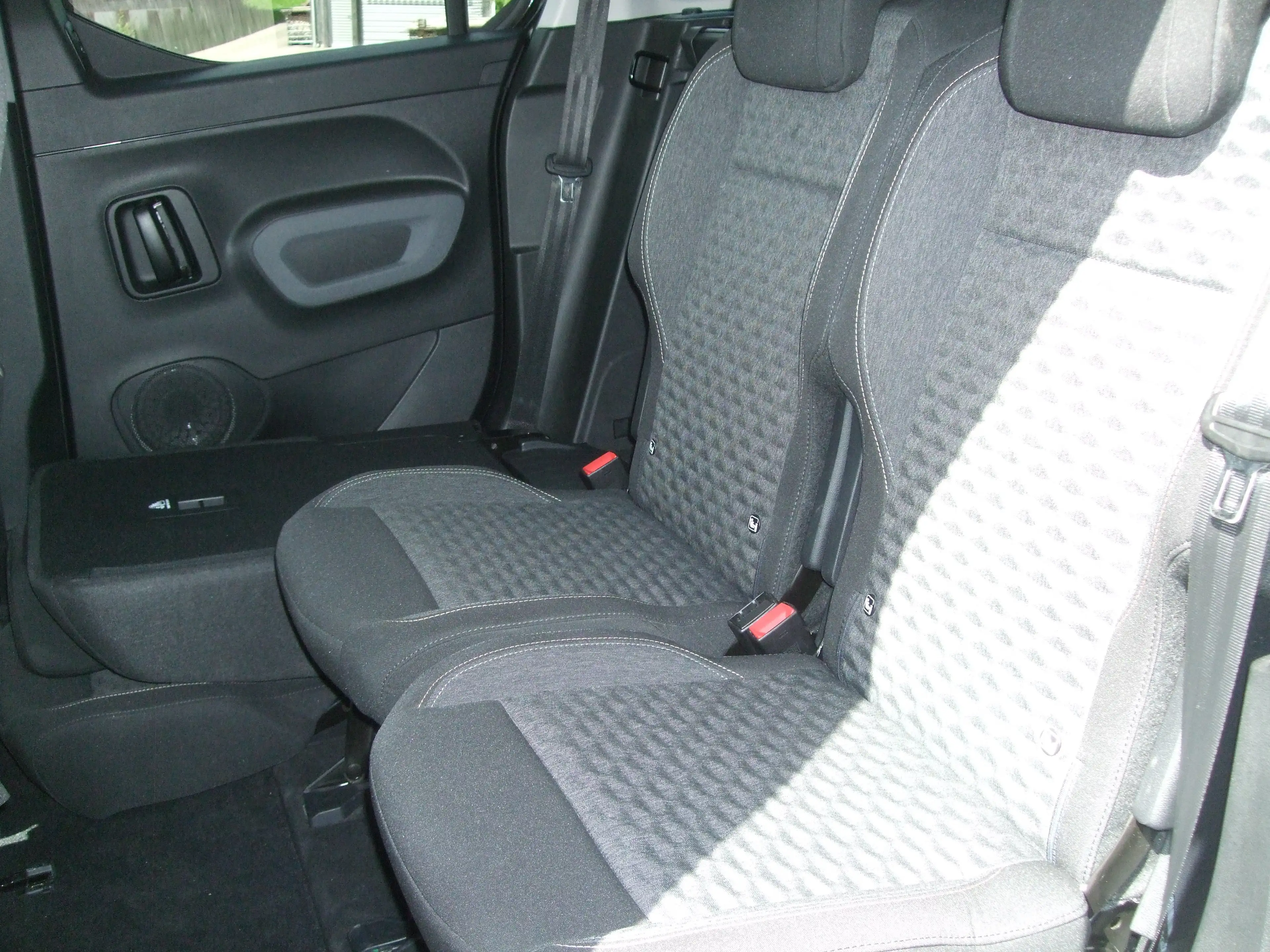 Peugeot Rifter GT Lang BHDi 130 EAT8 / 7 Sitze — photo 10