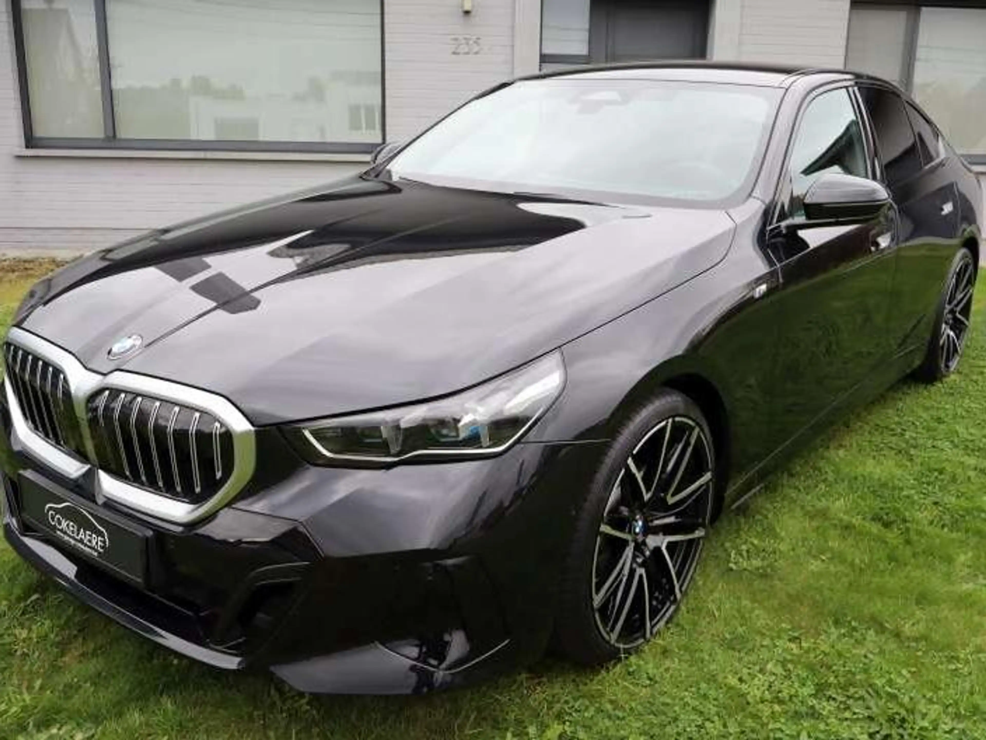 BMW 520 iA M-Sport Leder/KeyLess/MemorySeats/DrivingAssistantPlus/SurroundVieuw/HarmanKardon/21"M