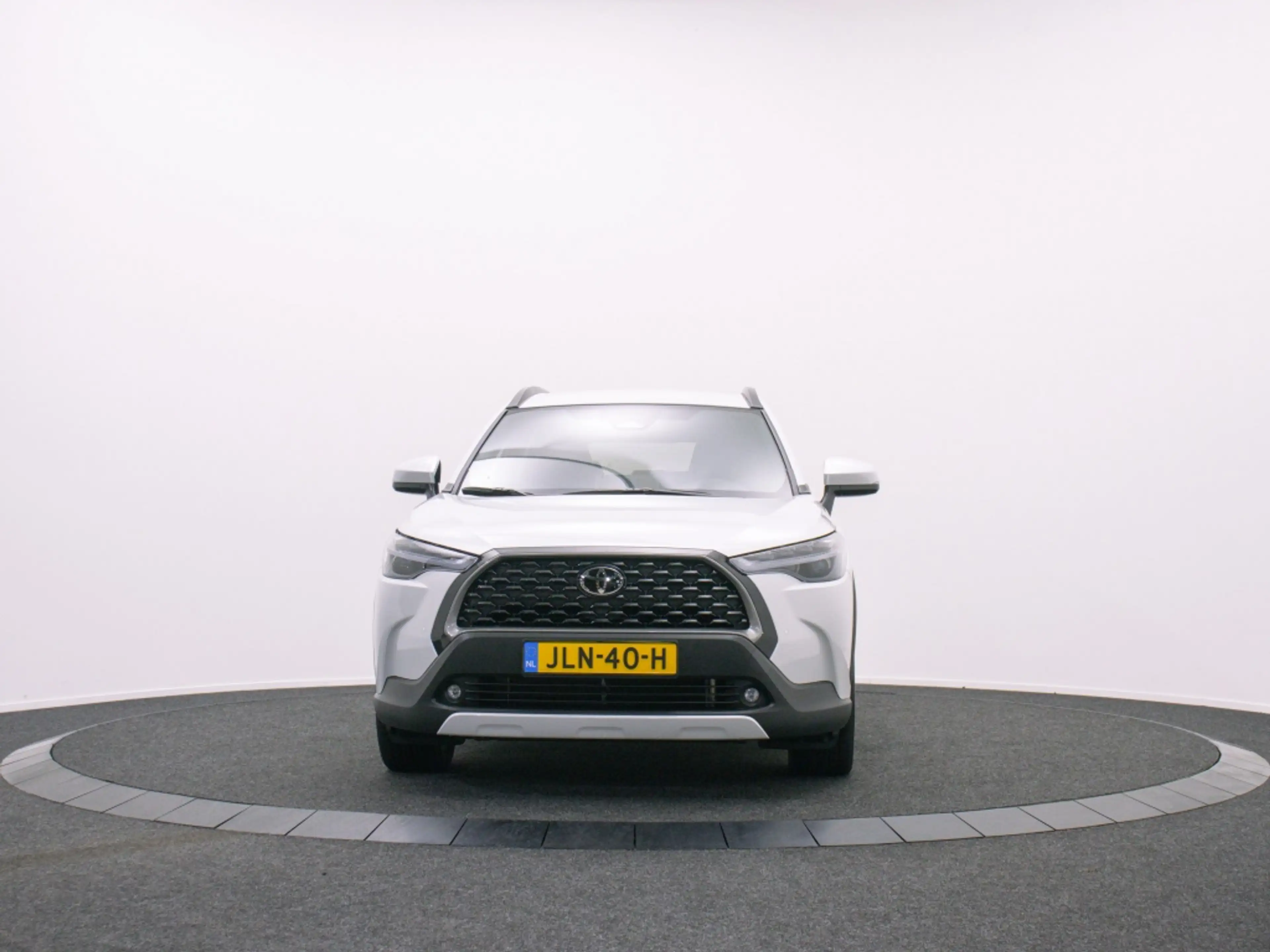 Toyota Corolla Cross Hybrid 140 Style | Private lease 659 pm — photo 13