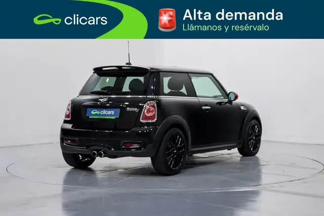 Mini Hatch view 5