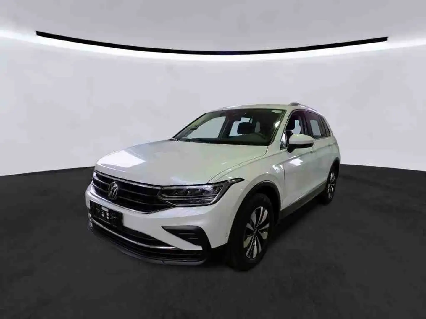 Volkswagen Tiguan 1.5 TSI Move DSG AHK ACC KAM Wit - 1