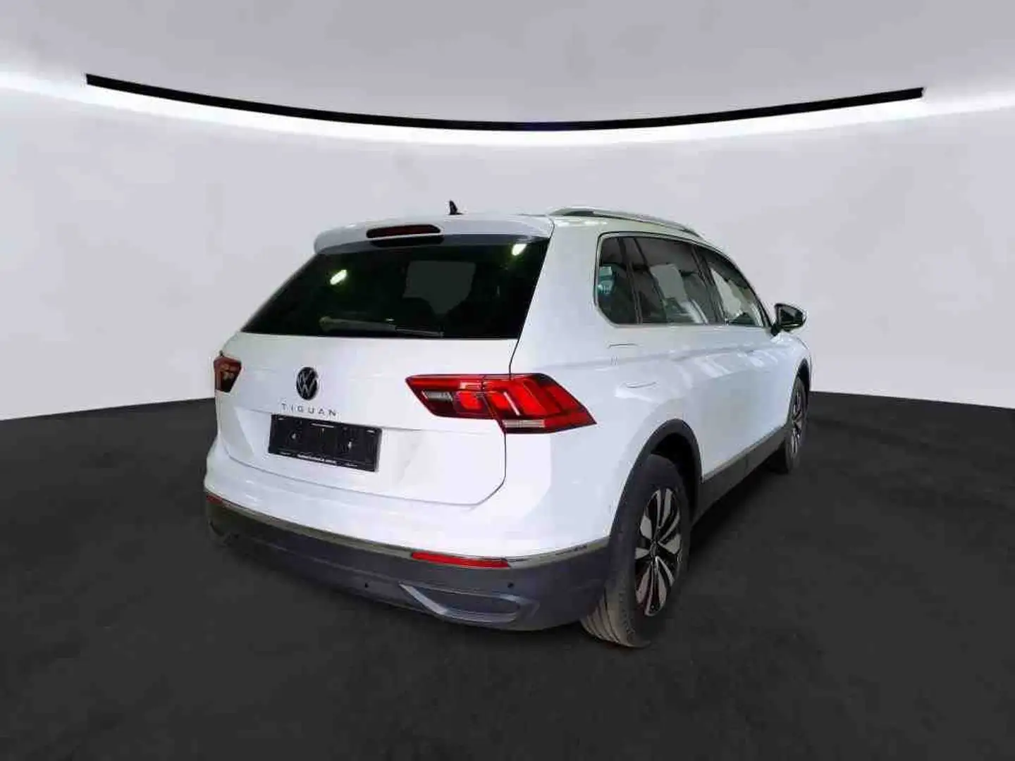 Volkswagen Tiguan 1.5 TSI Move DSG AHK ACC KAM Wit - 2