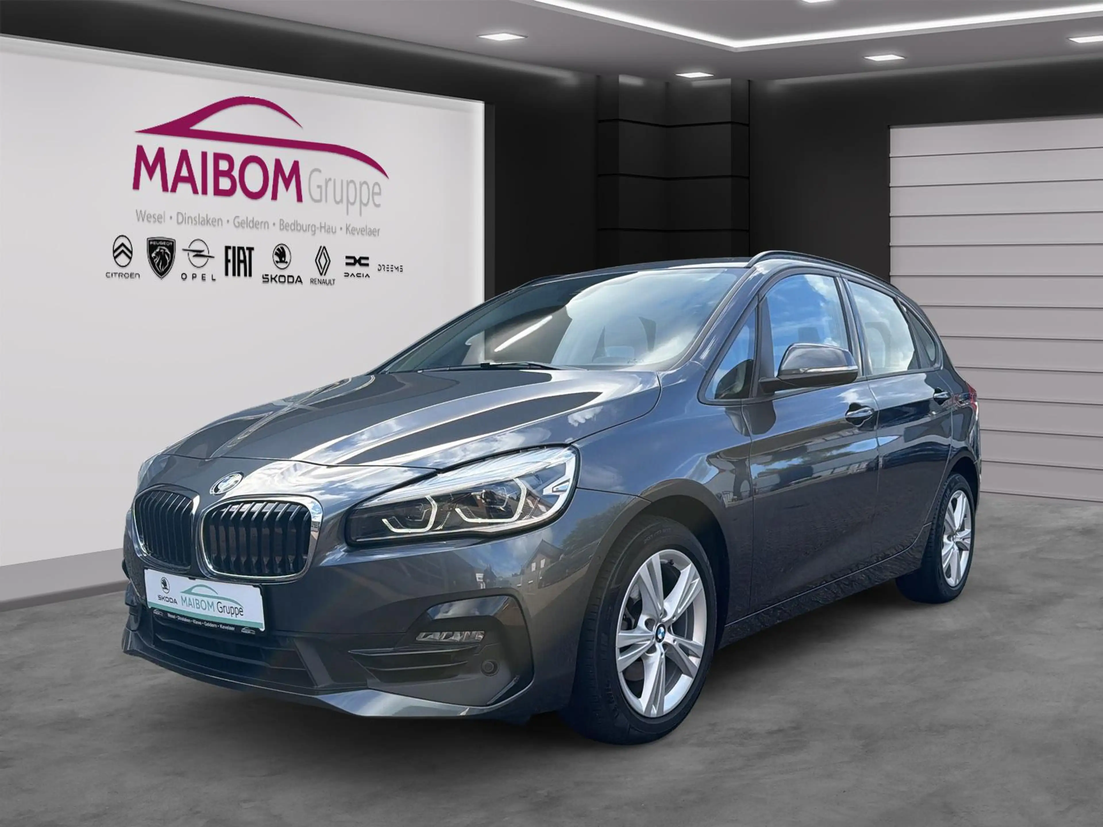BMW 218 218 i Sport Line*AHK*Navi*Head-up