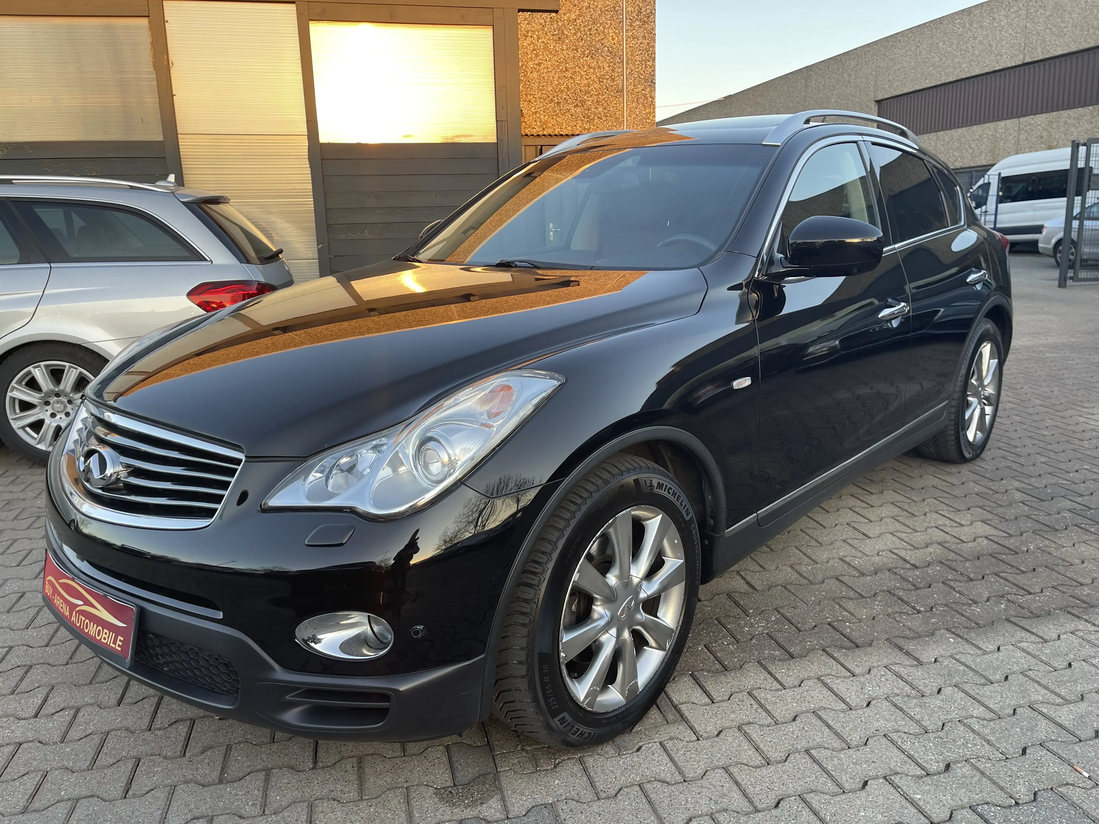 Infiniti EX30 EX30d AWD Automatik 1.Hand Voll Top Gepflegt SHeft — photo 4