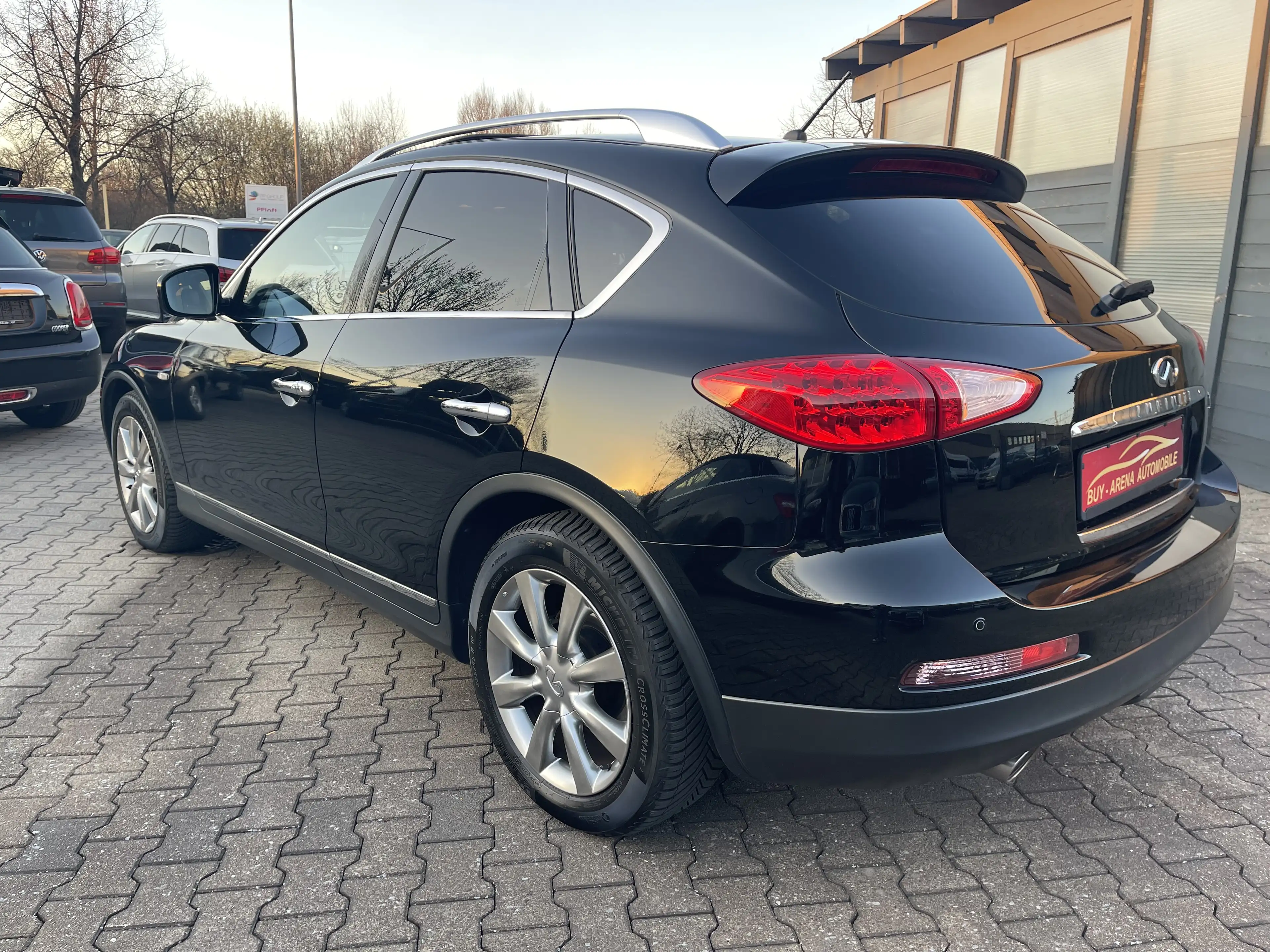 Infiniti EX30 EX30d AWD Automatik 1.Hand Voll Top Gepflegt SHeft — photo 2