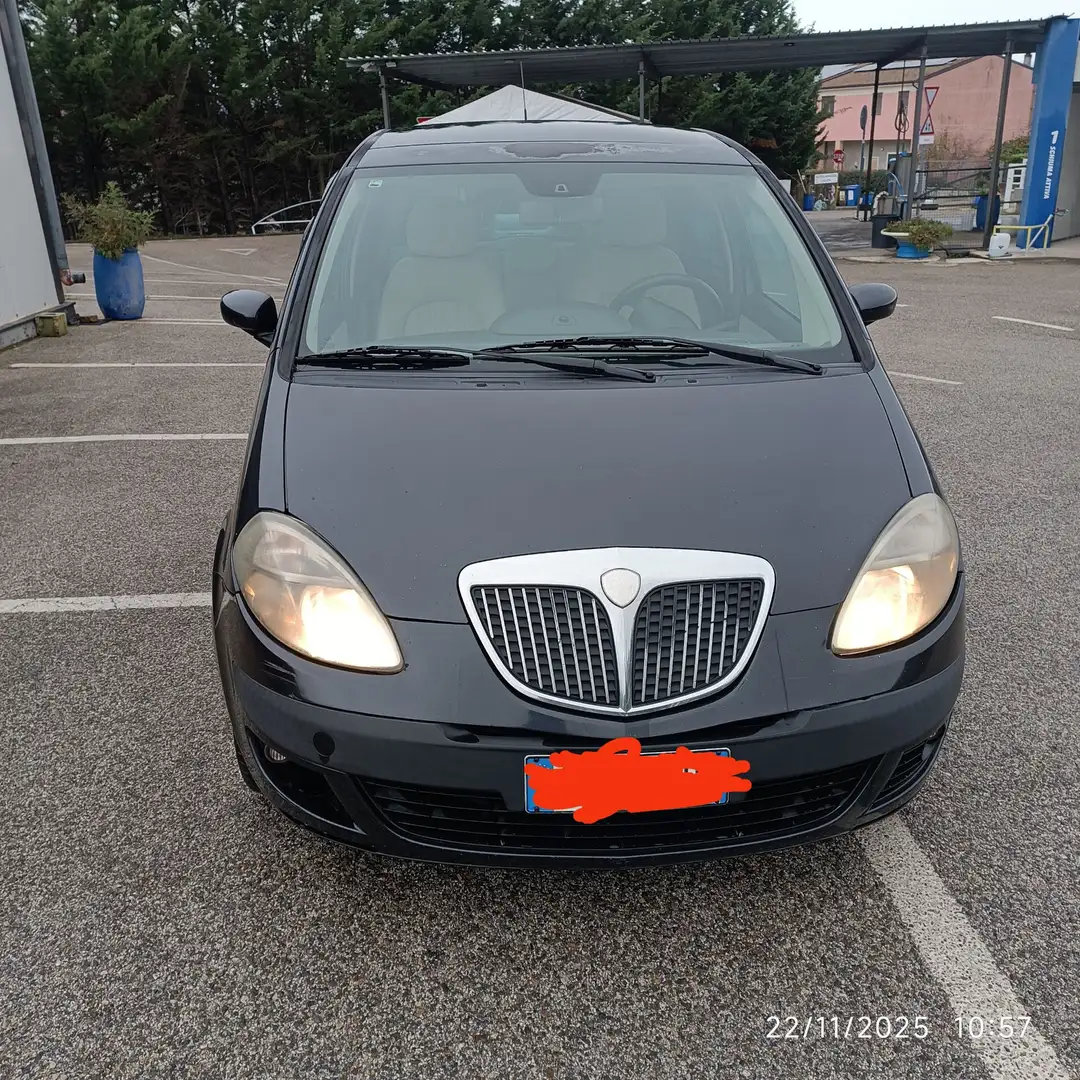 Lancia MUSA 1.9 mjt Platino - 1