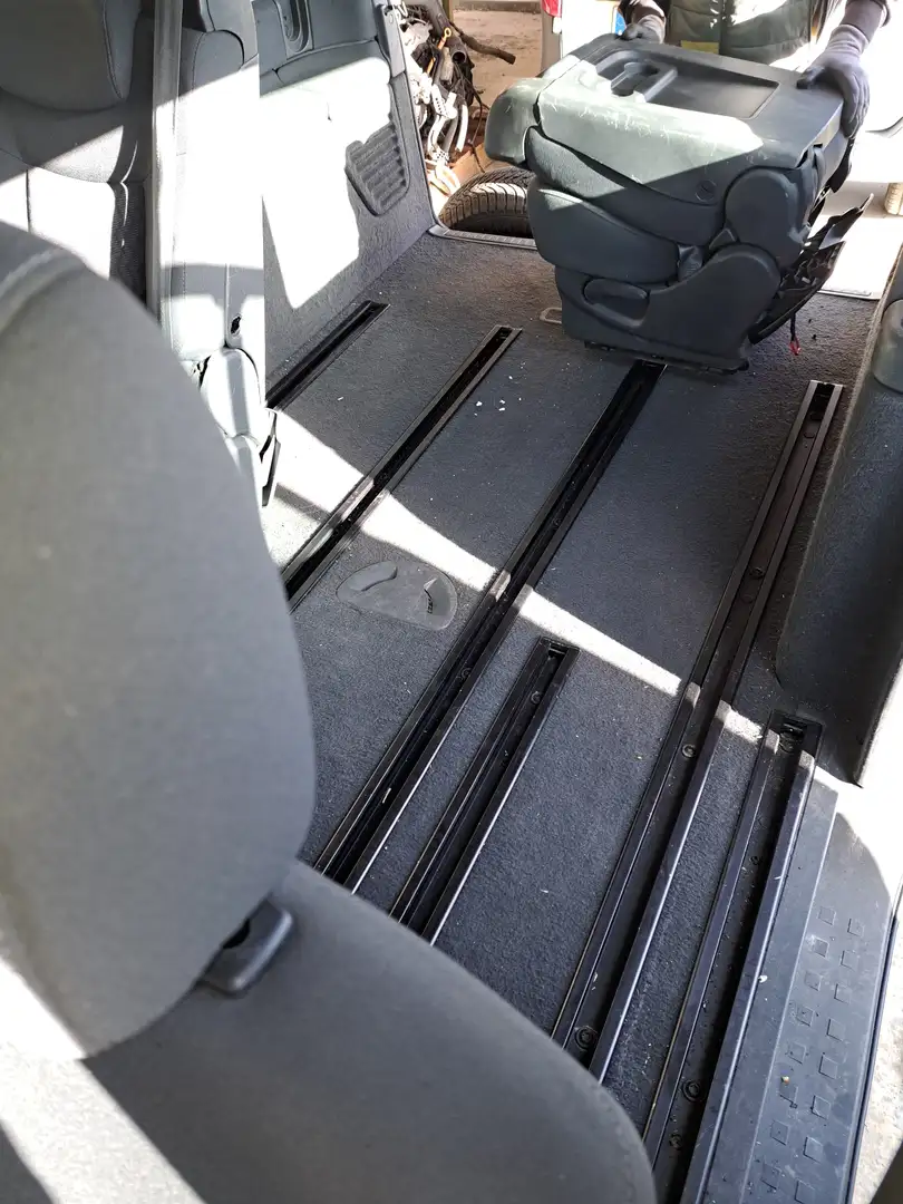 Renault Espace Espace Business 2,0 T Business Grau - 2