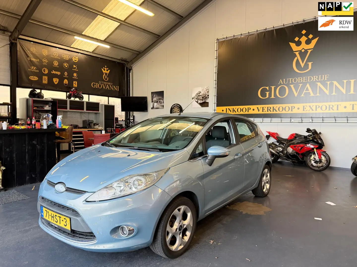 Ford Fiesta 1.25 Titanium inruil mogelijk Gris - 1