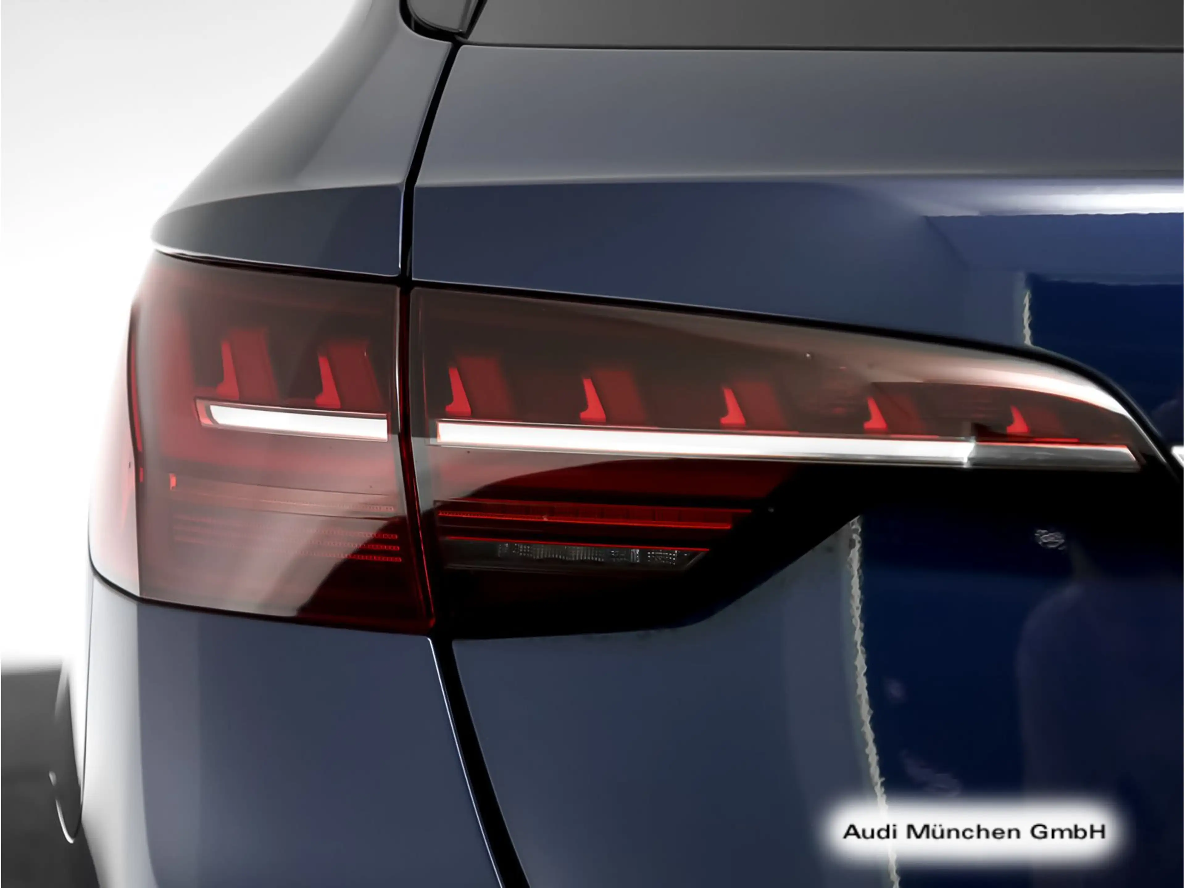 Audi A4 40 TFSI qu. S tronic 2x S line AHK/Matr — photo 10