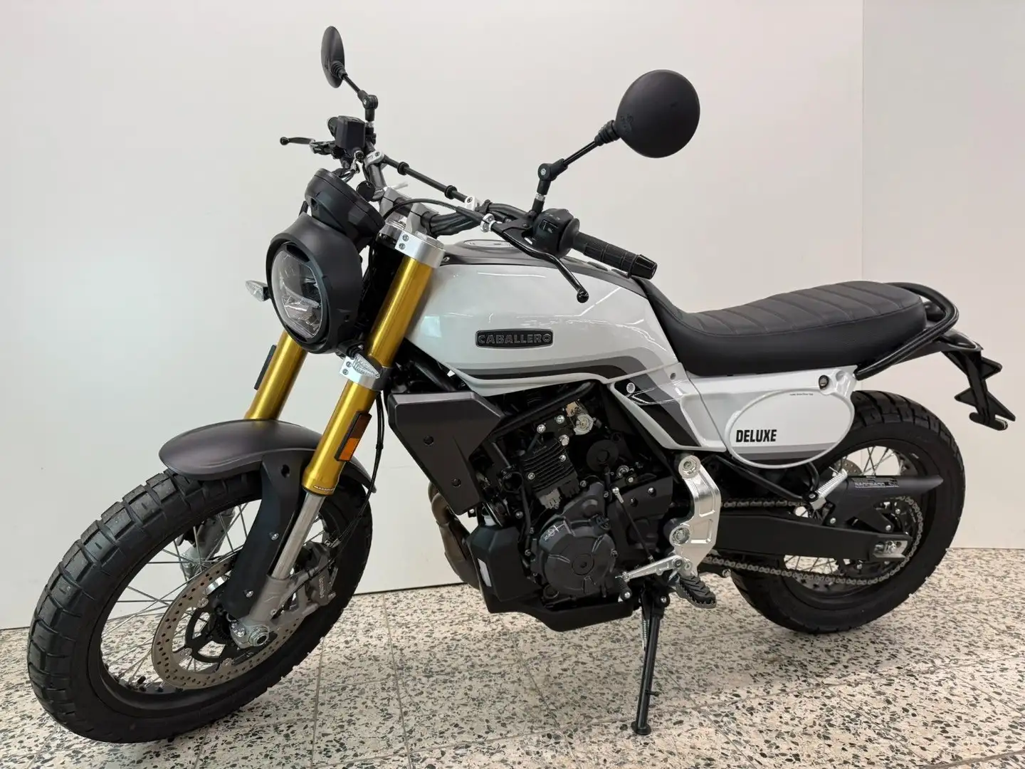 Fantic Caballero 700 Deluxe sofort verfügbar !!! Gris - 2