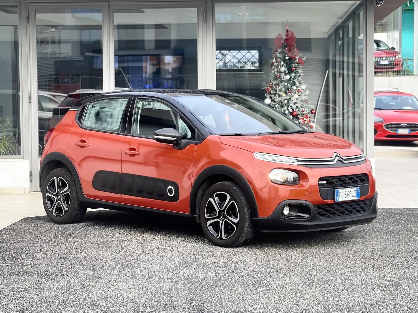 Citroen C3 1.2 Benzina 82CV E6 Neo - 2017 Orange - 1