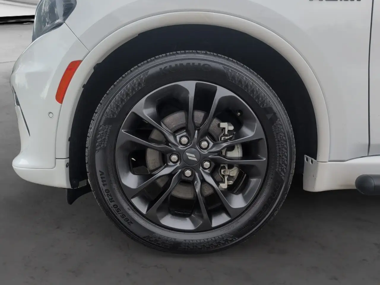 Dodge Durango снимка Dodge Durango