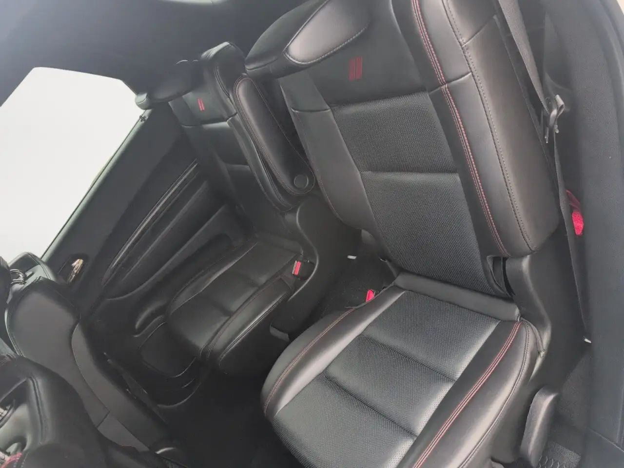Dodge Durango снимка Dodge Durango