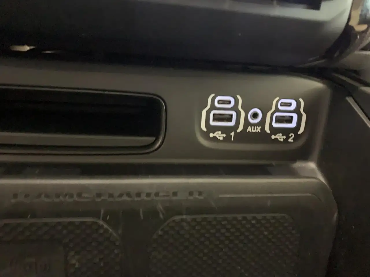 RAM 2500 снимка RAM 2500