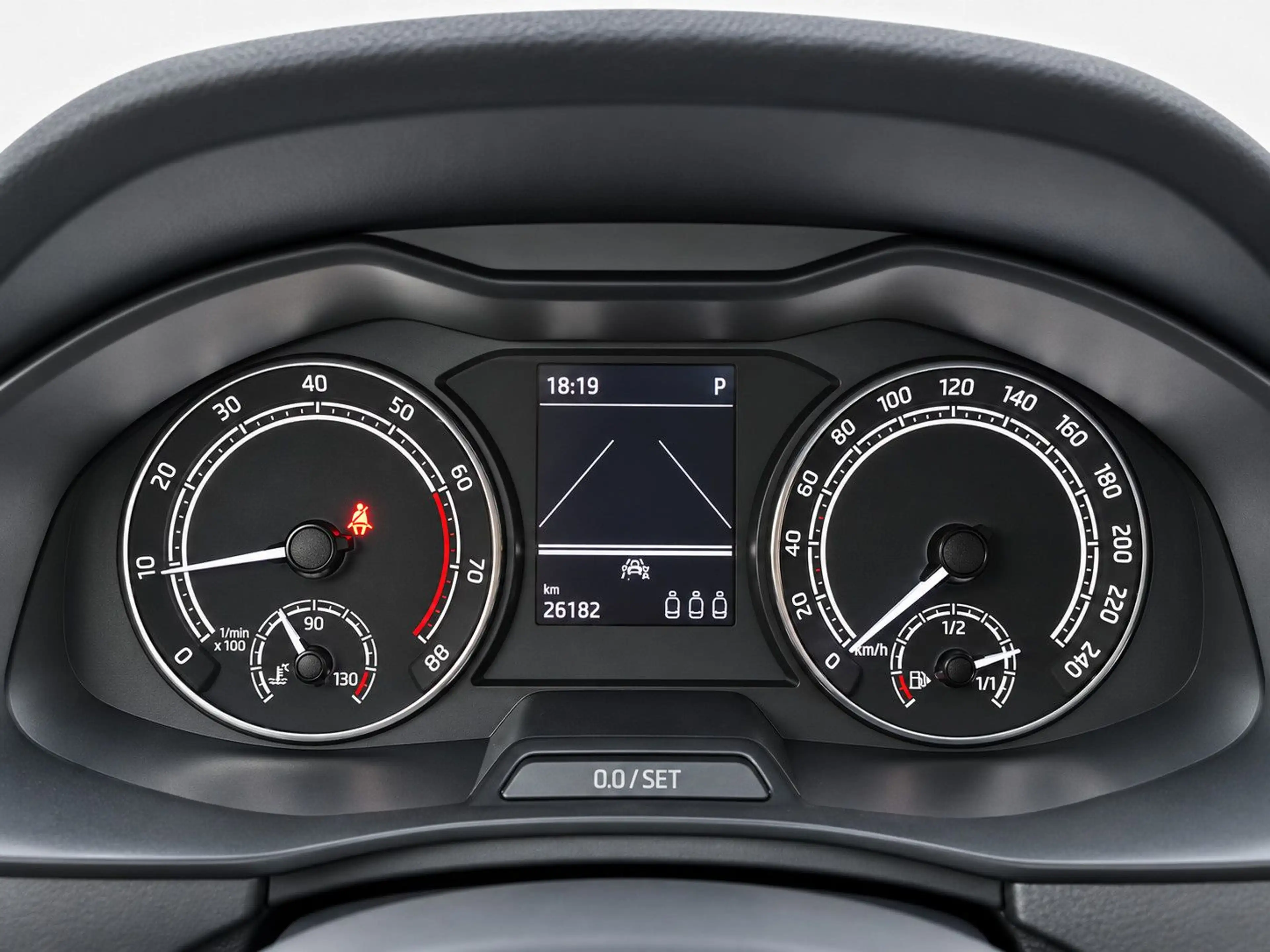 Skoda Kamiq 110 PS DSG AHK Style Navi-App SHZ ACC — photo 14