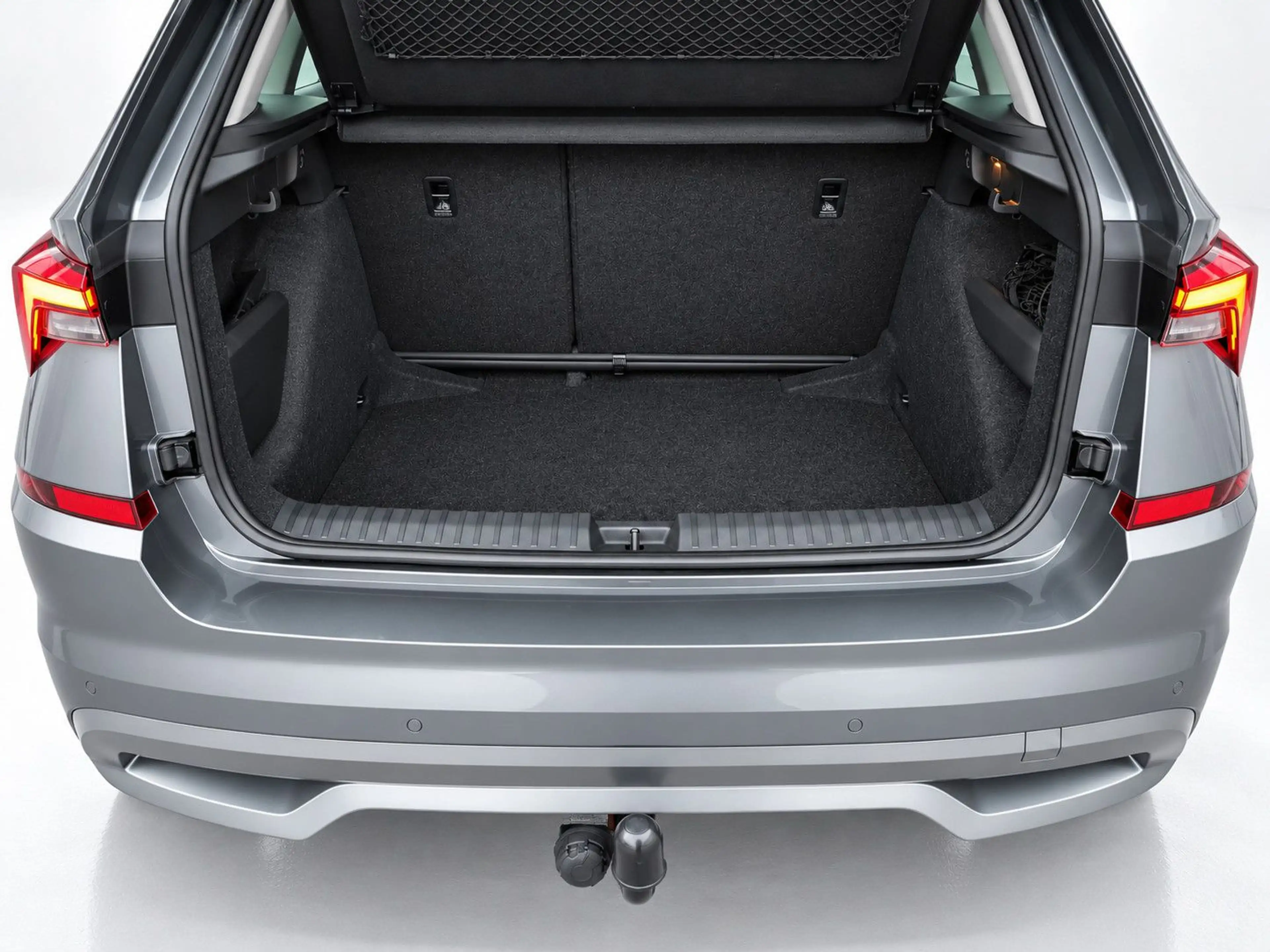 Skoda Kamiq 110 PS DSG AHK Style Navi-App SHZ ACC — photo 6