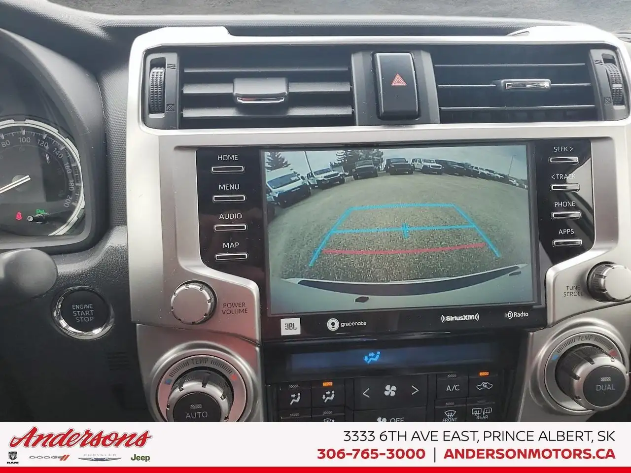 Toyota 4-Runner снимка Toyota 4-Runner