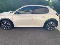 Peugeot 208 BlueHDi 100ch BVM6 GT Line