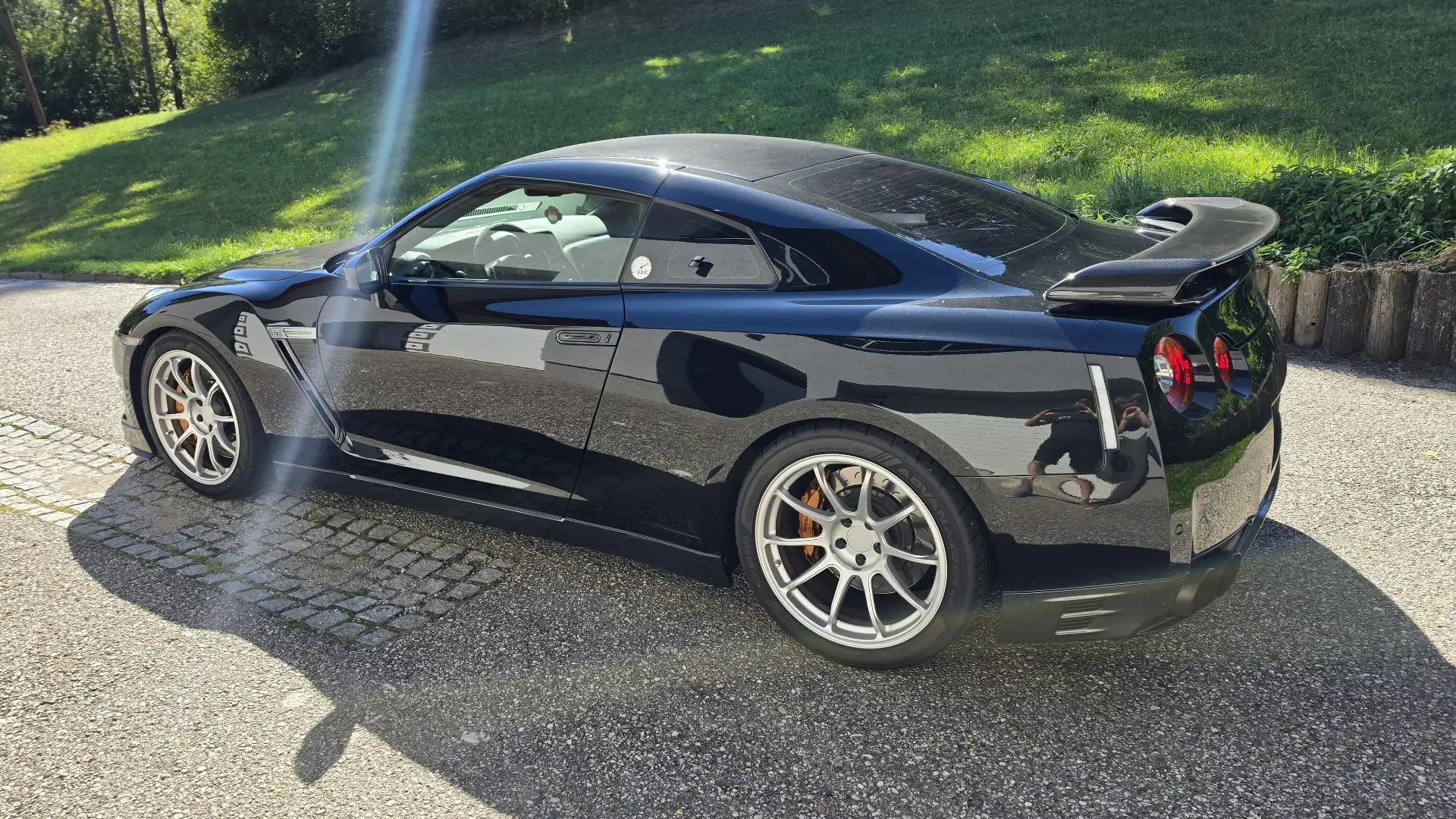 Nissan GT-R Black Edition - 2