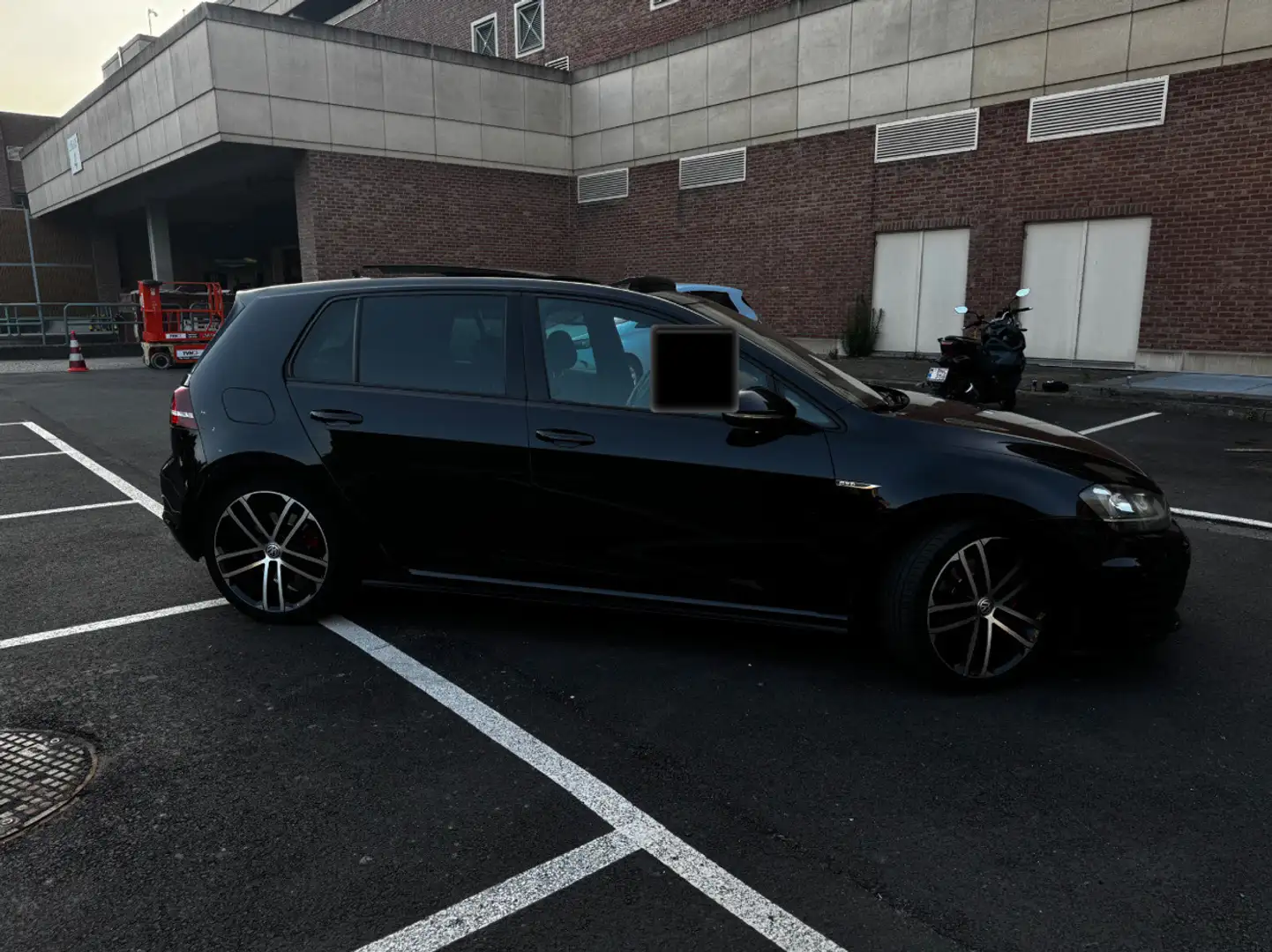 Volkswagen Golf GTD BlueMotion Technology DSG - 2