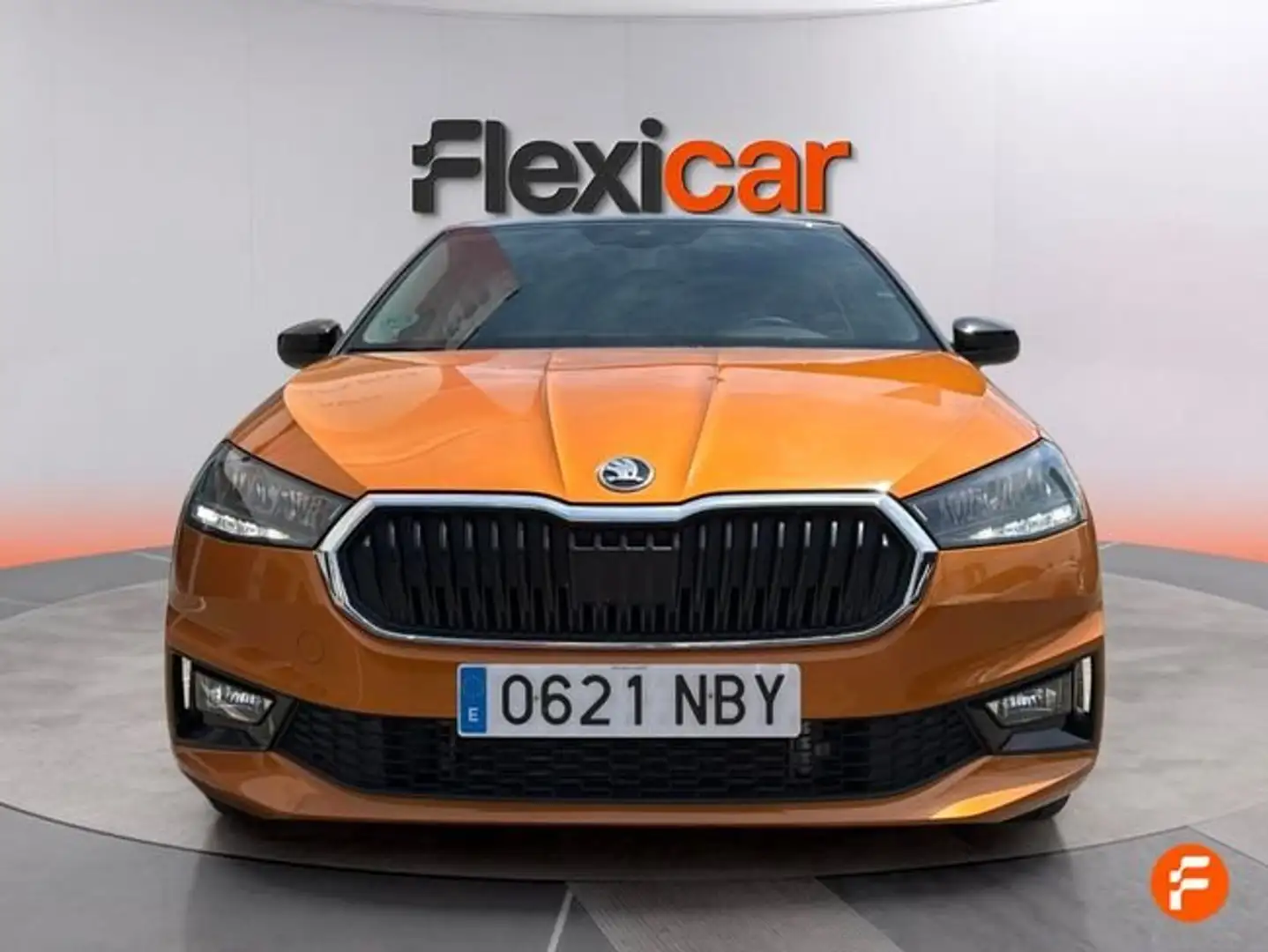 Skoda Fabia 1.0 TSI Selection DSG 85kW Naranja - 2