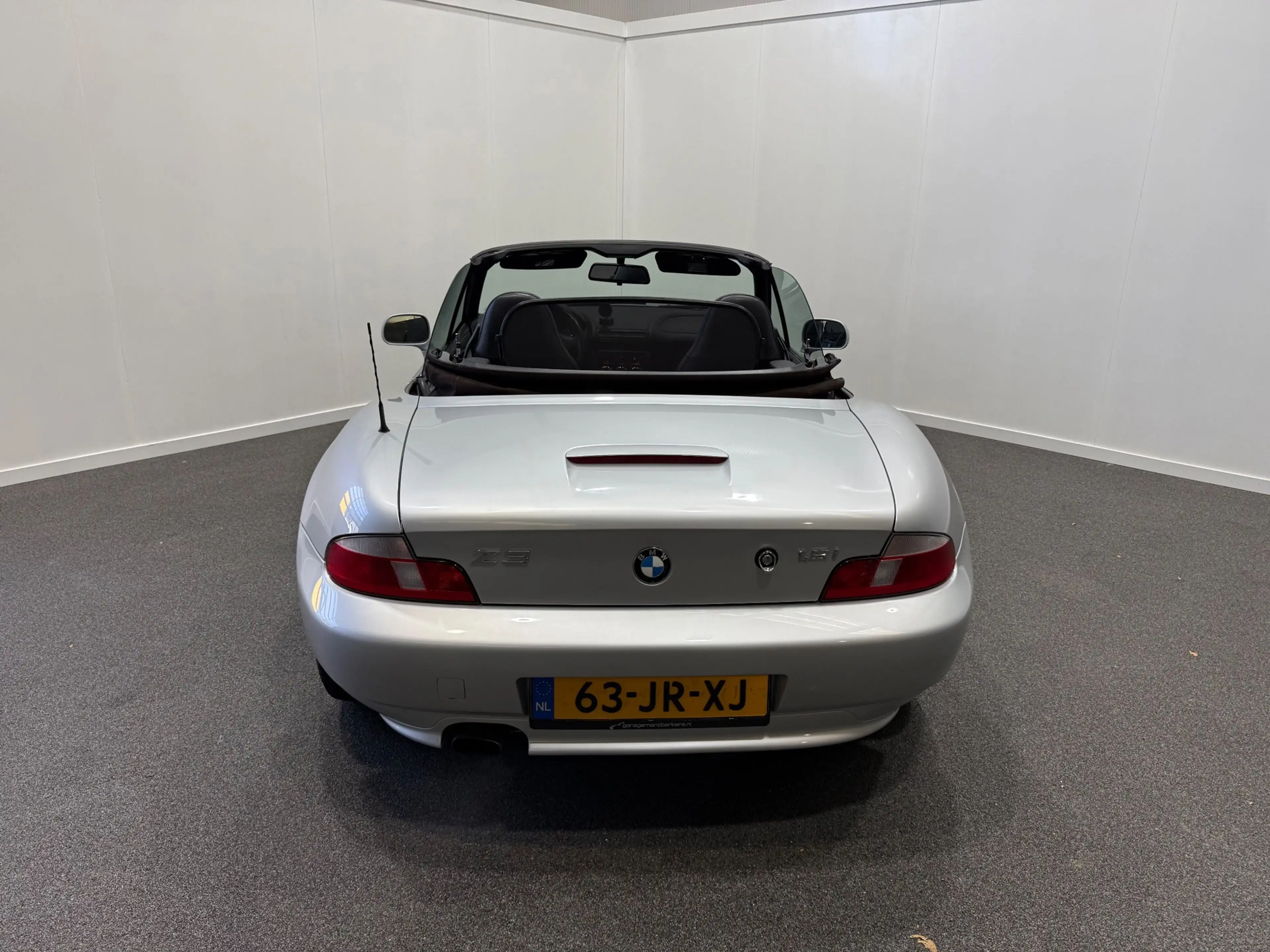 BMW Z3 Roadster 1.9i S — photo 19