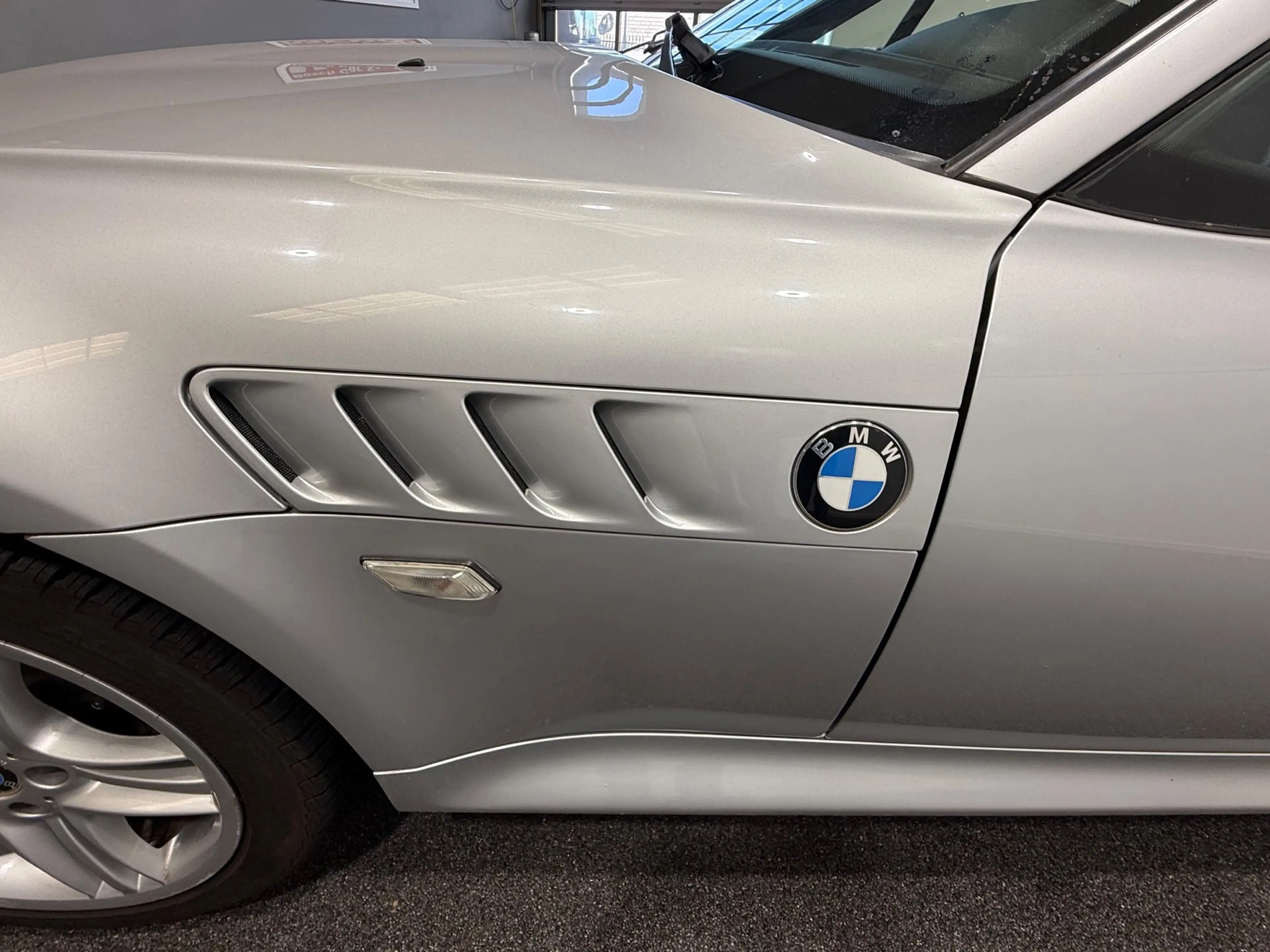 BMW Z3 Roadster 1.9i S — photo 11