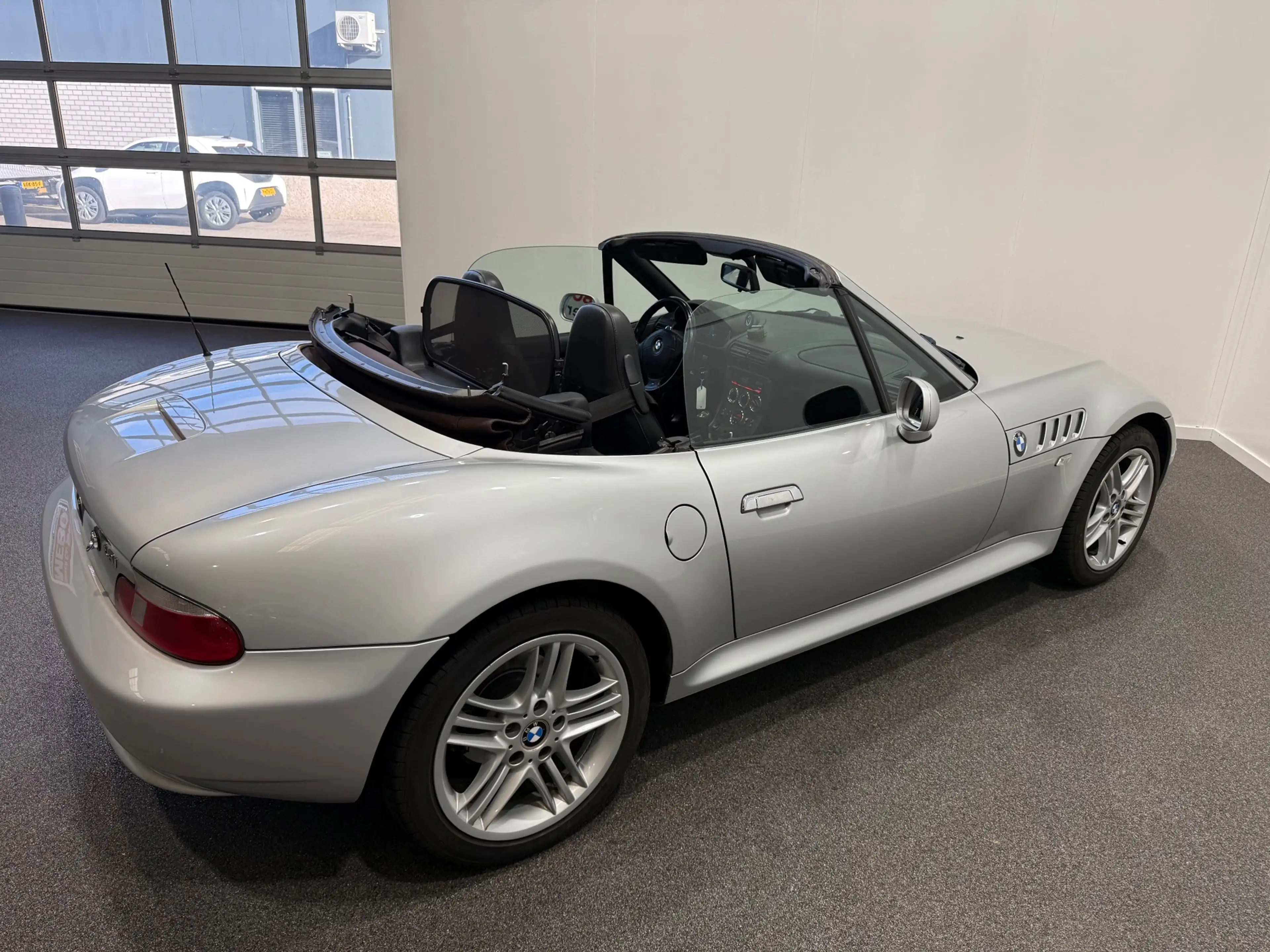 BMW Z3 Roadster 1.9i S — photo 20