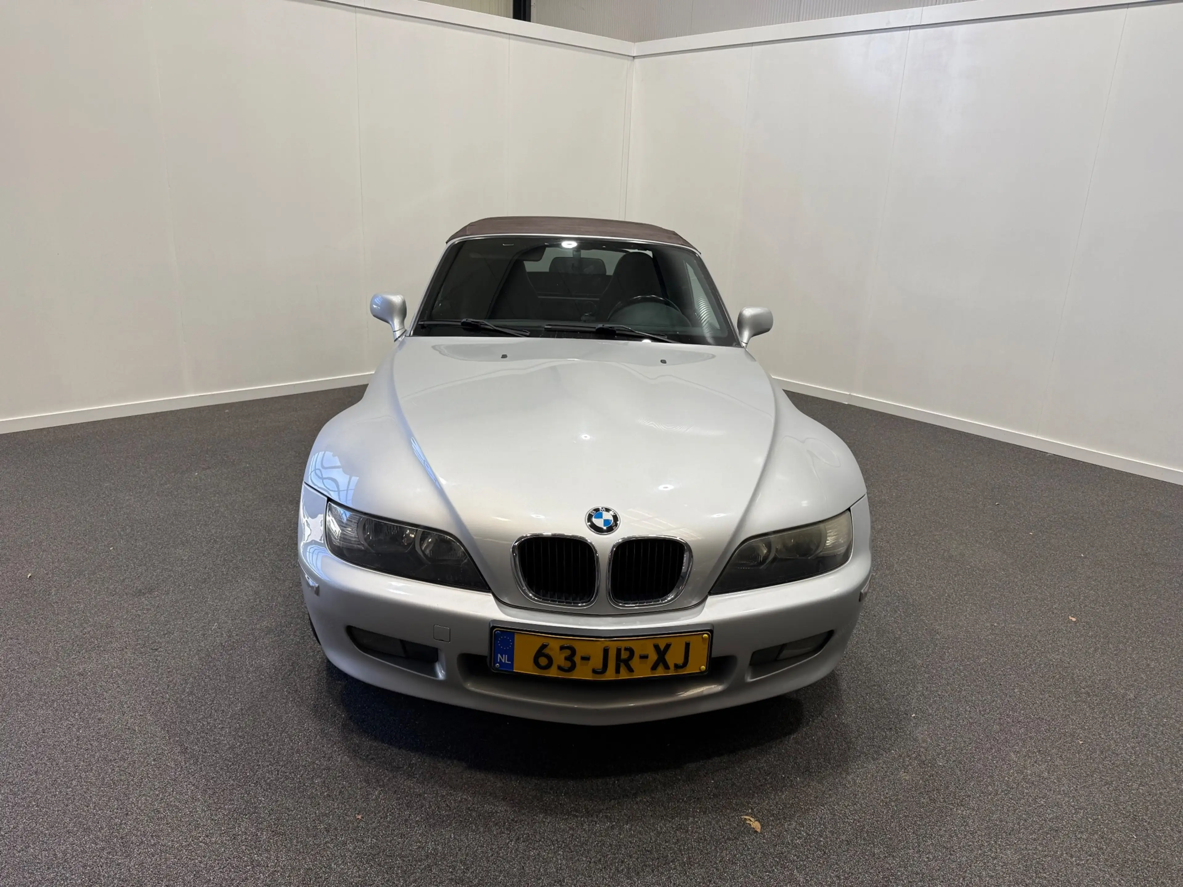 BMW Z3 Roadster 1.9i S — photo 3