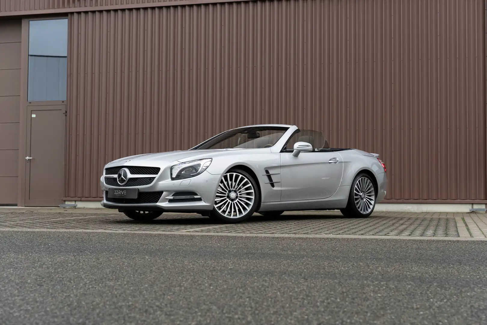 Mercedes-Benz SL 400 SL 400 Roadster | 1st owner | Top spec & condition Silber - 2
