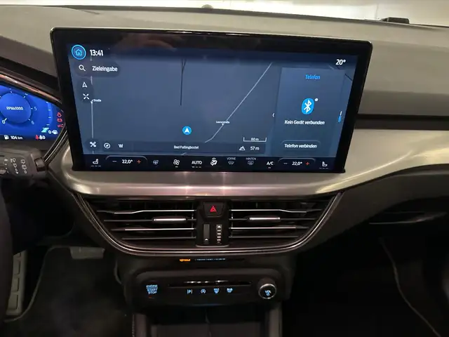 Ford Focus view 9