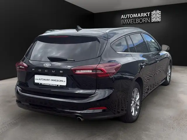 Ford Focus view 7