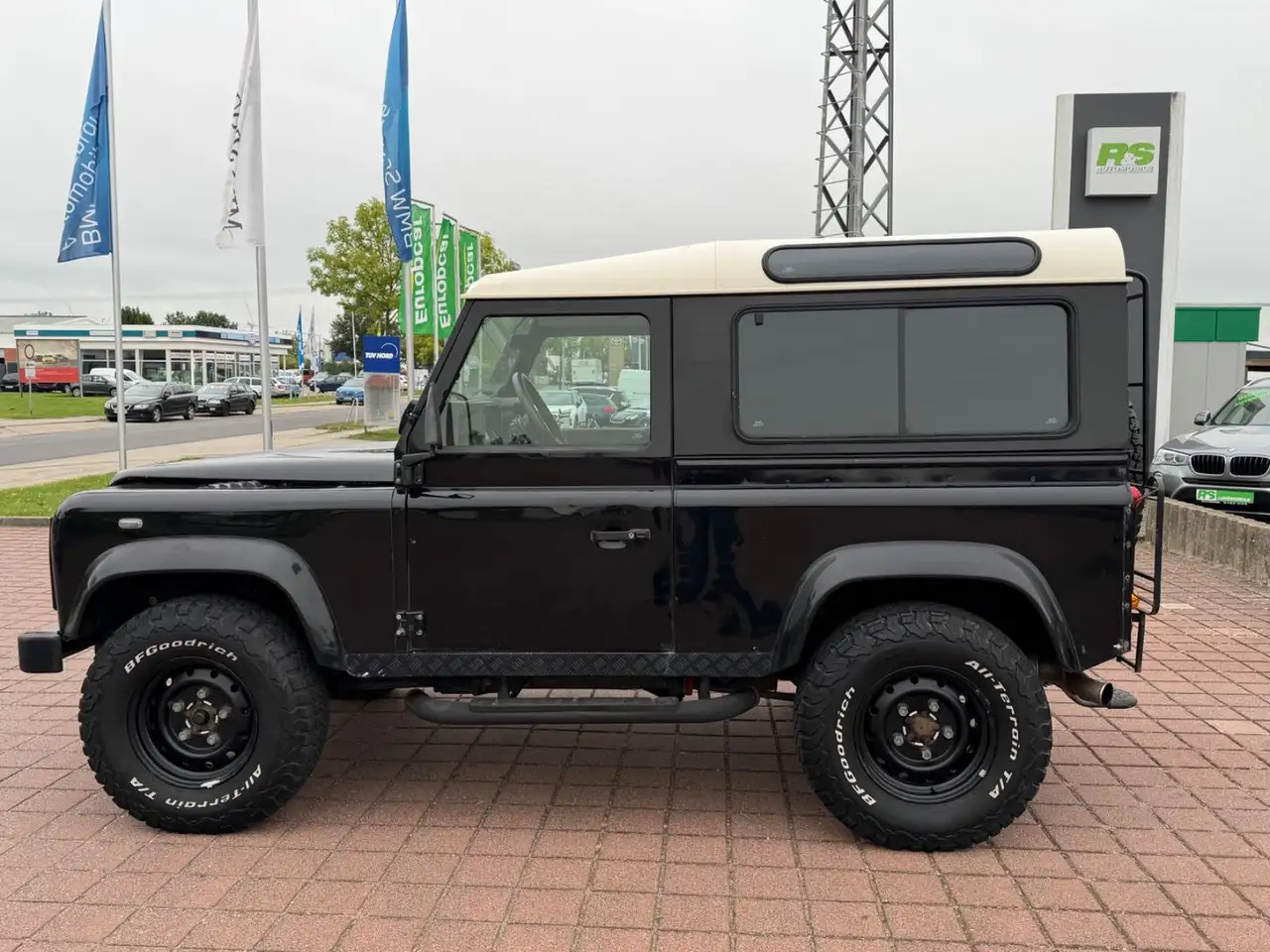 Land Rover Defender 90 Td5 Station Wagon S, foto 11