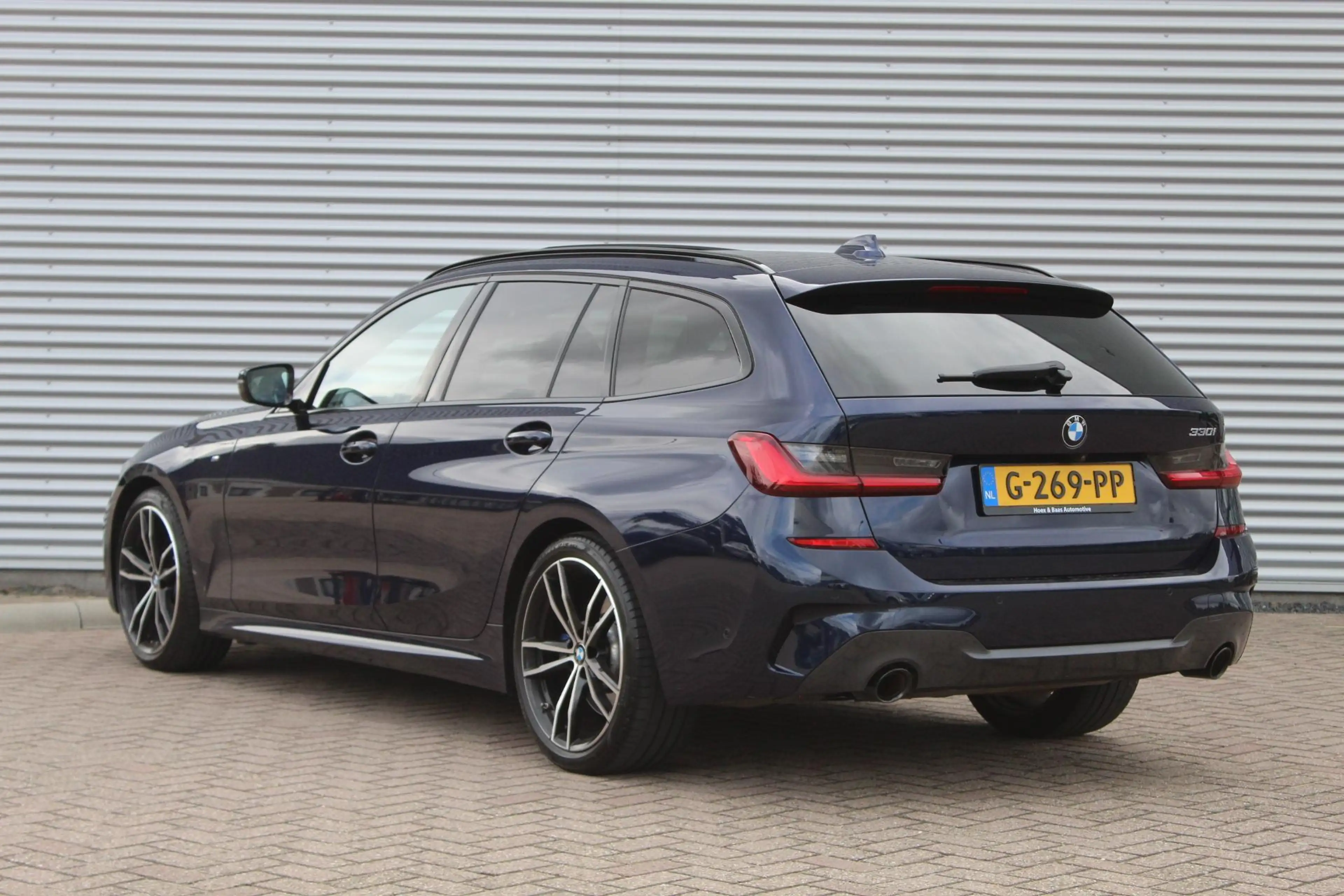 BMW 330 3-serie Touring 330i Introduction Executive Editio — photo 7