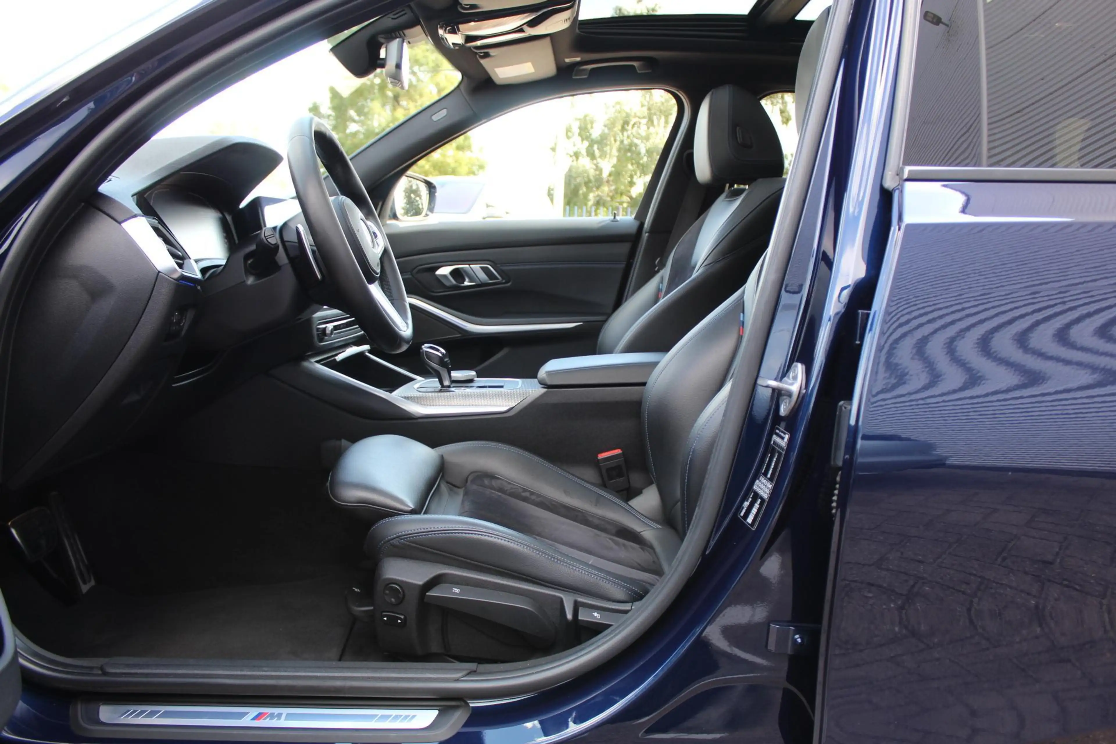 BMW 330 3-serie Touring 330i Introduction Executive Editio — photo 10