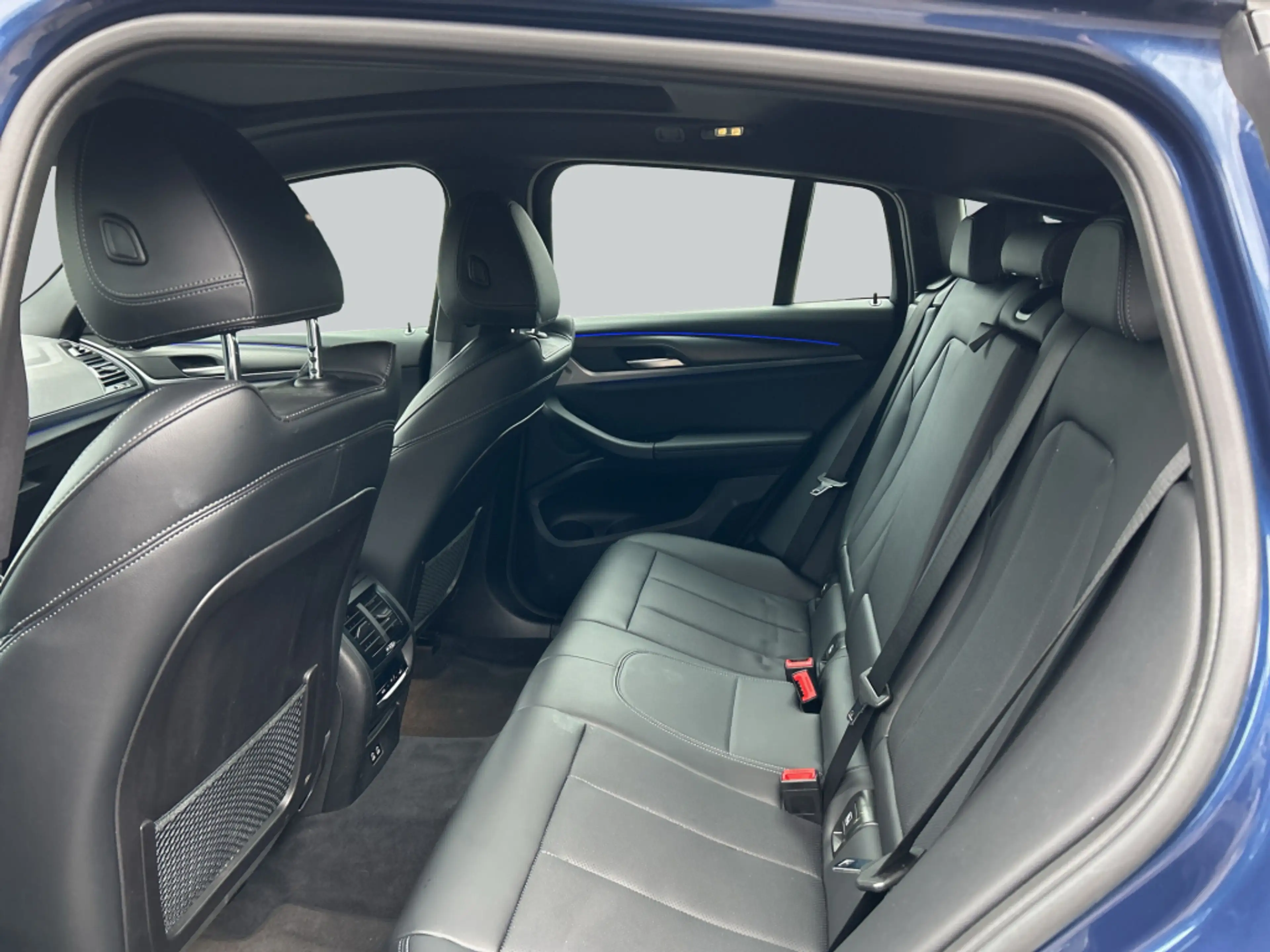 BMW X4 xDrive20i Aut., M-Paket, Panoramadach — photo 13