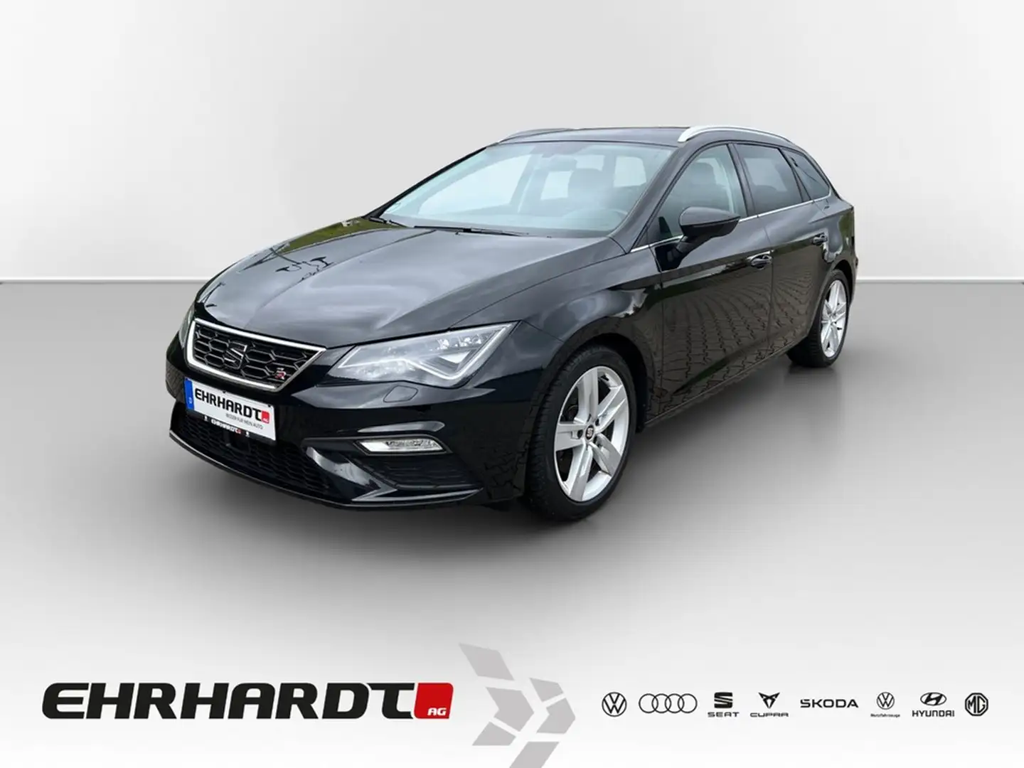 SEAT Leon Sportstourer 1.5 TSI ACT FR DCC AHK*NAVI*LED*AC... Schwarz - 1