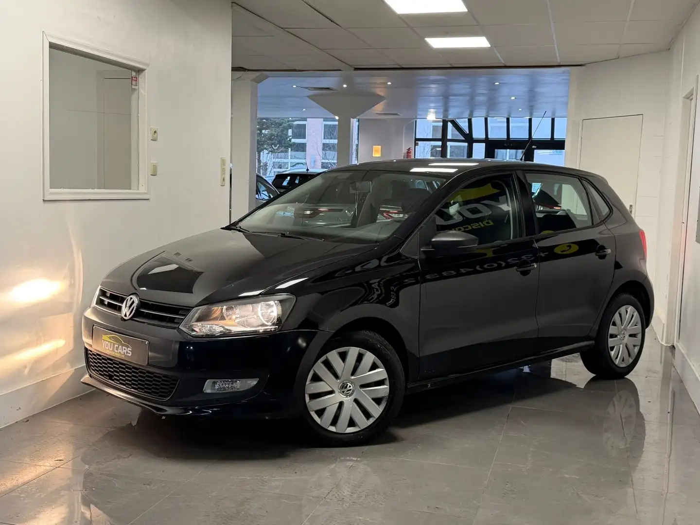 Volkswagen Polo Polo 1.2 Blue Motion Technology Comfortline Schwarz - 2