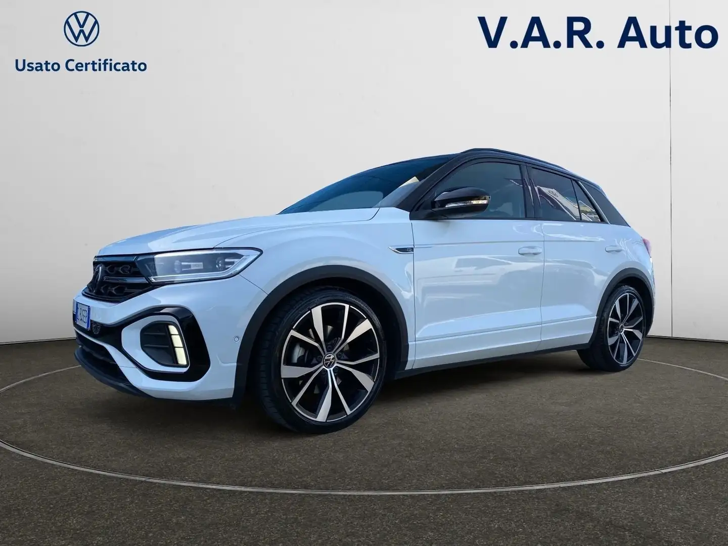 Volkswagen T-Roc 1.5 TSI ACT R-Line - 1