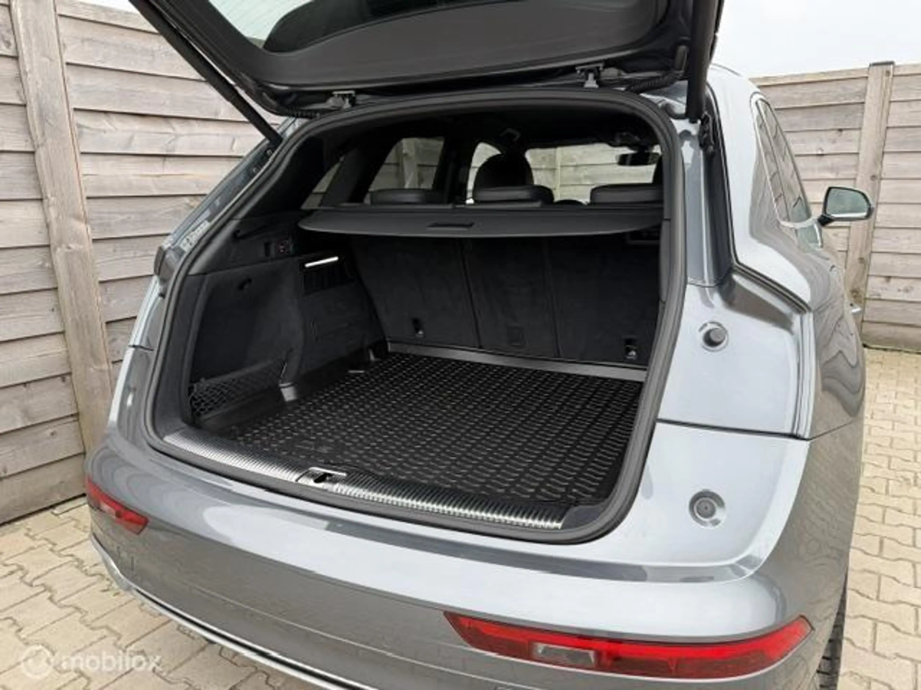 Audi SQ5 3.0 TFSI SQ5 quattro ProLine Plus Trekhaak-Luchtve — photo 7