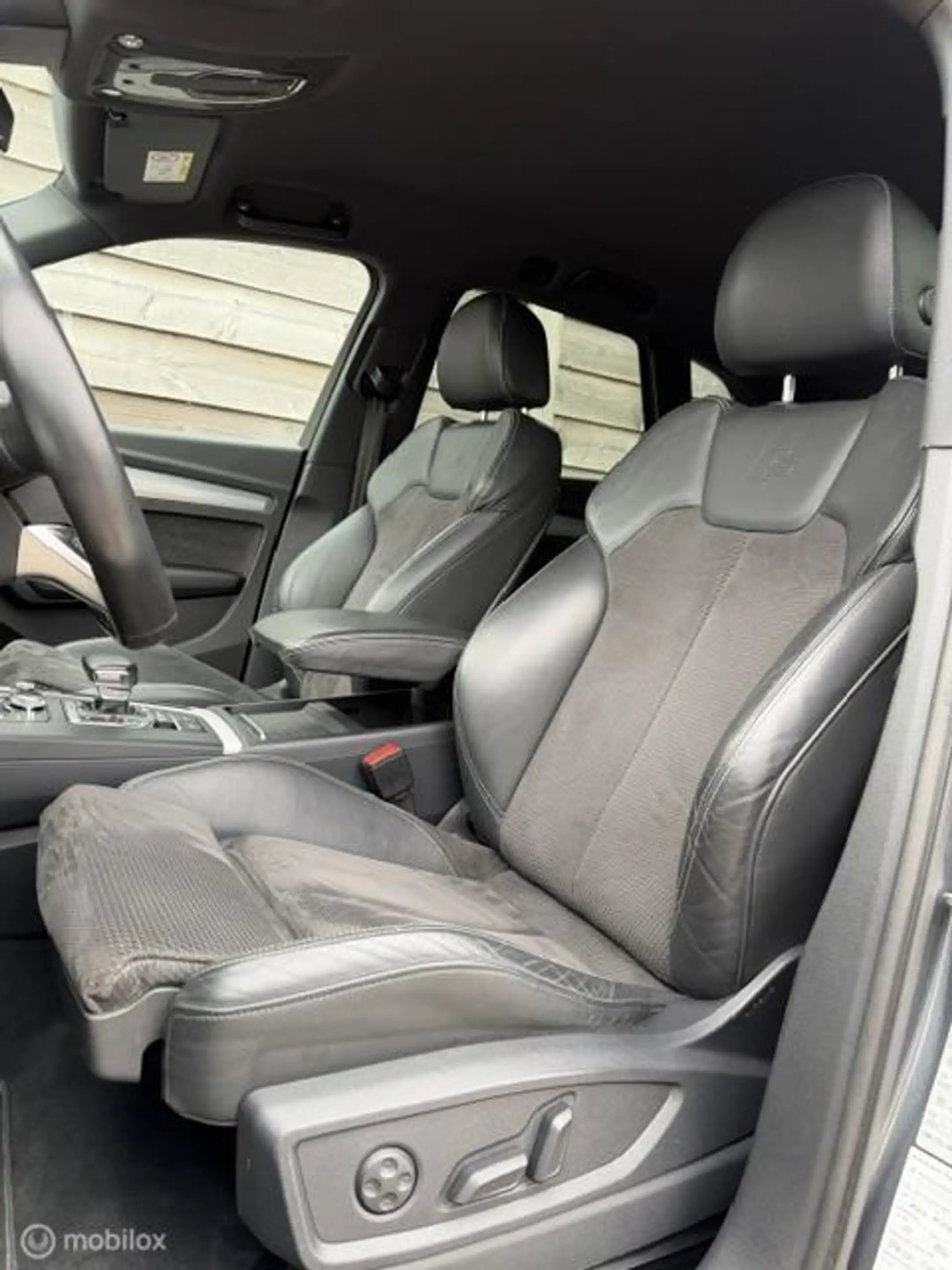 Audi SQ5 3.0 TFSI SQ5 quattro ProLine Plus Trekhaak-Luchtve — photo 4