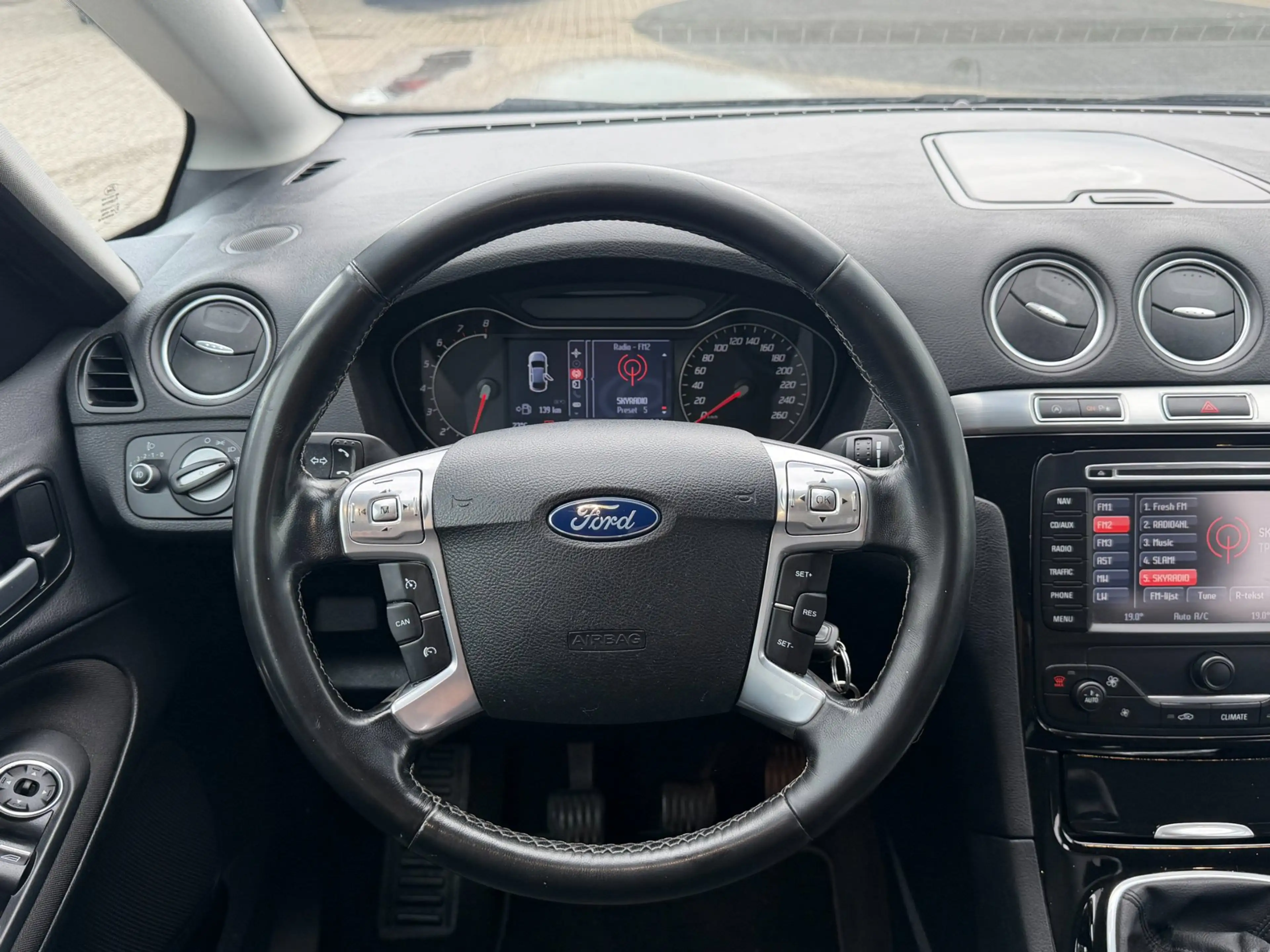 Ford S-Max 1.6 EcoBoost Titanium 7pers / NW APK / OH BEURT / — photo 29