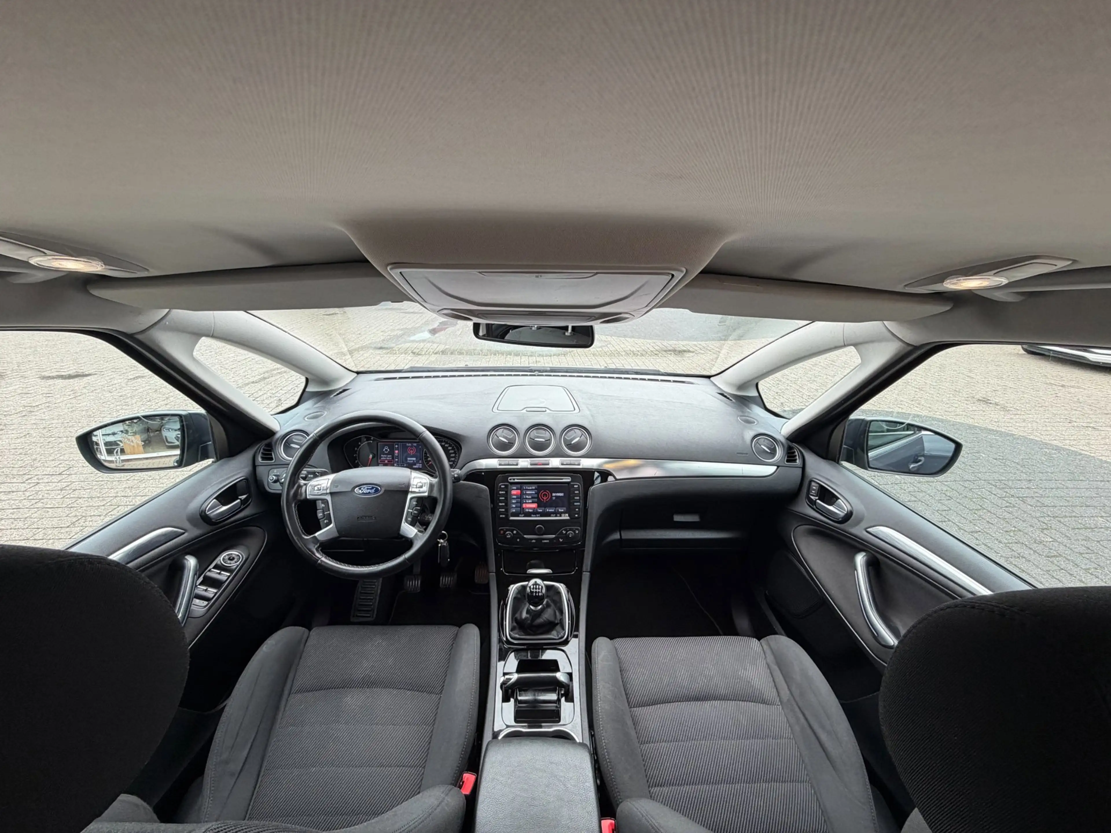 Ford S-Max 1.6 EcoBoost Titanium 7pers / NW APK / OH BEURT / — photo 27