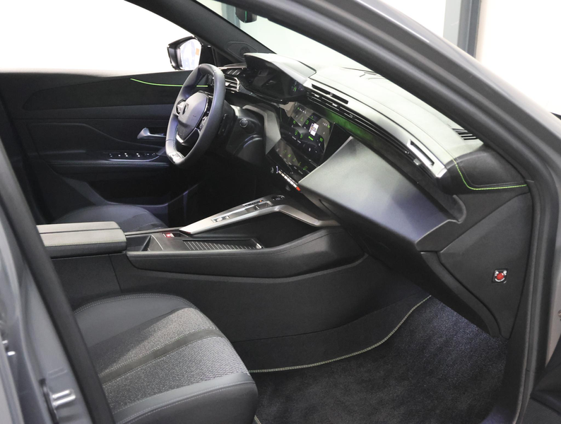 Peugeot 408 1.2 Hybrid 145PK e-DCS6 GT | 1ste eigenaar | Stuur — photo 9